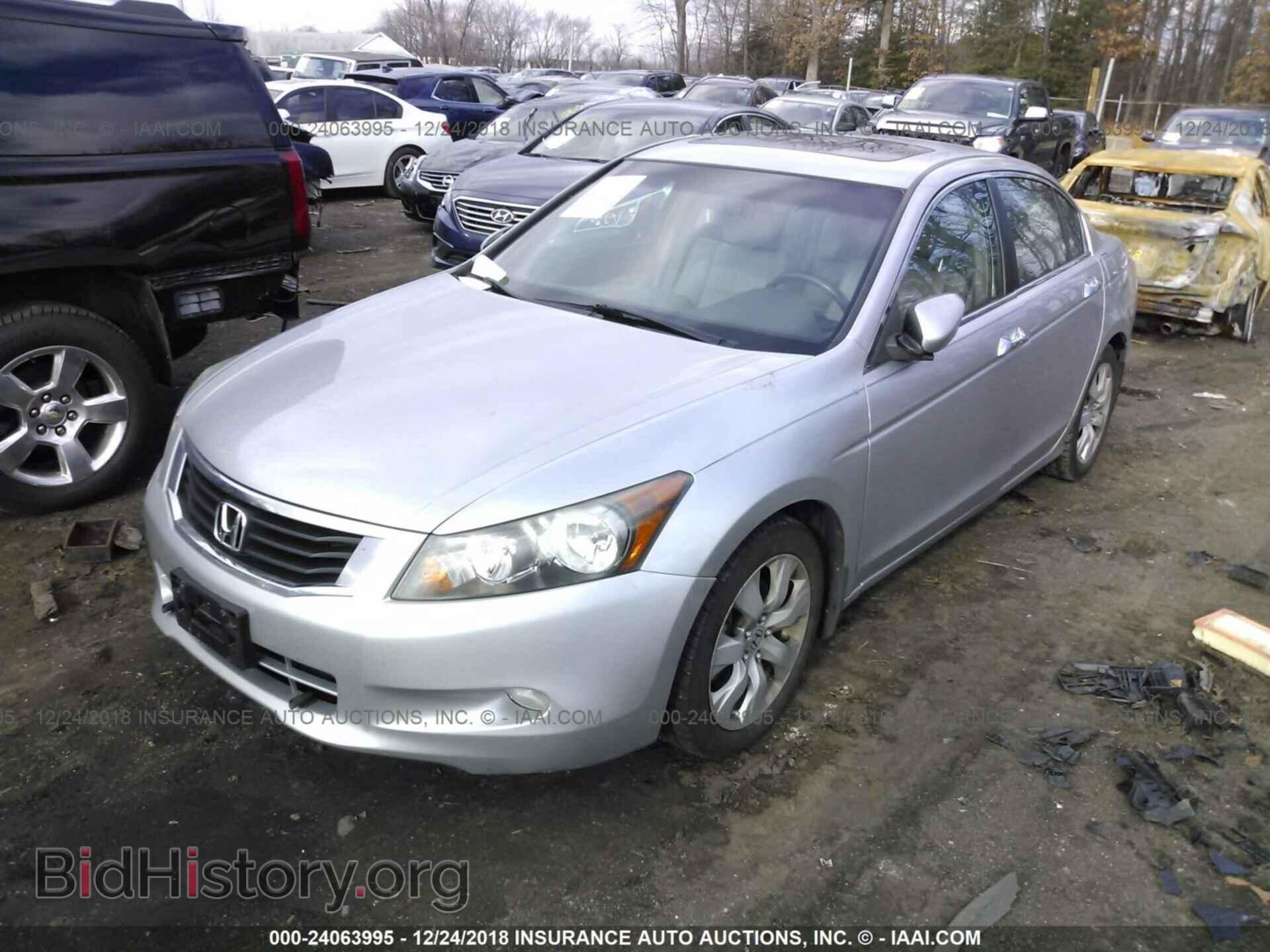 2017 LEXUS RX - VIN: 2T2BGMCA1HC010954 - Photo 2