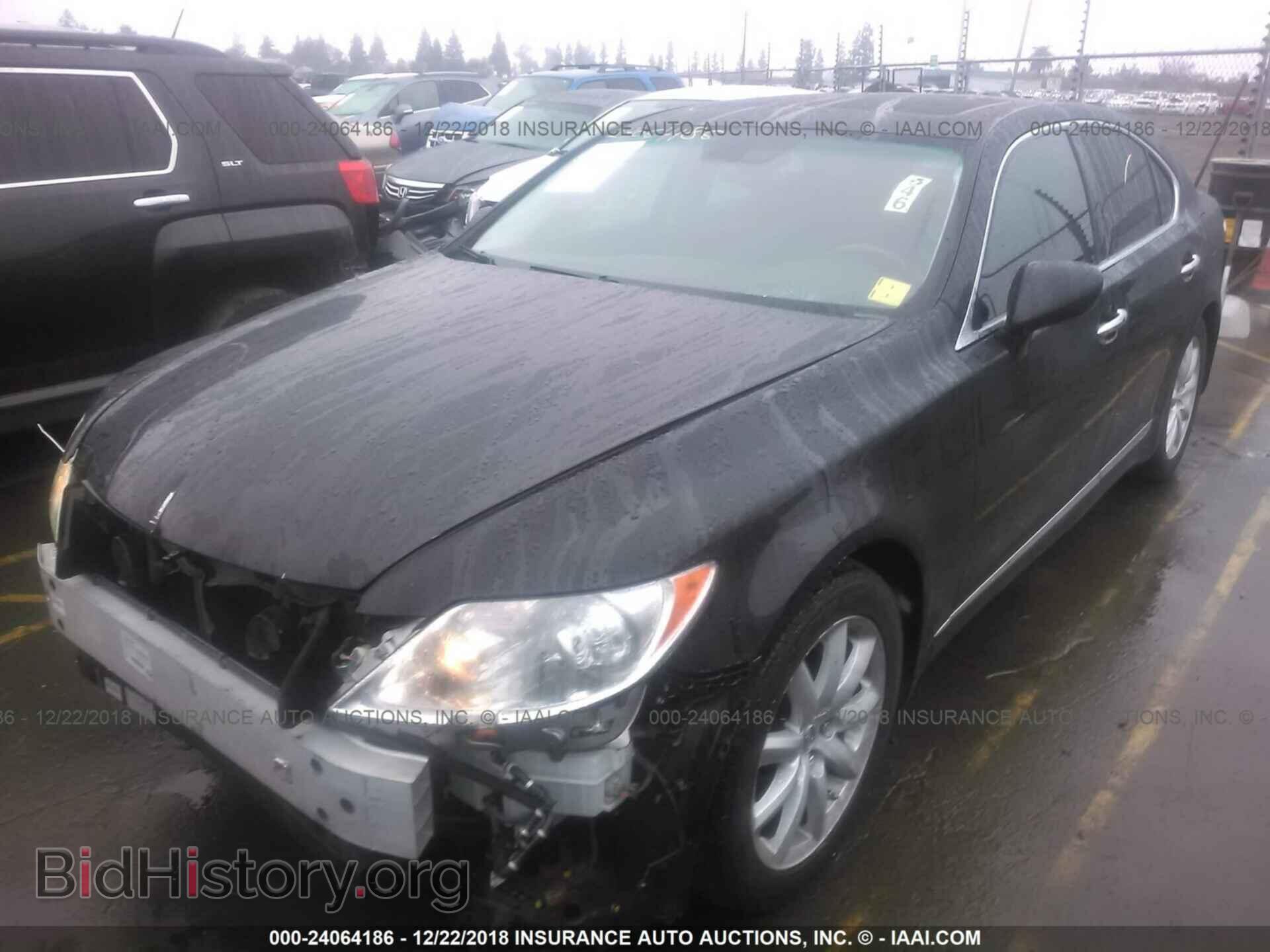 2007 LEXUS LS - VIN: JTHBL46F875048926 - Фото 2