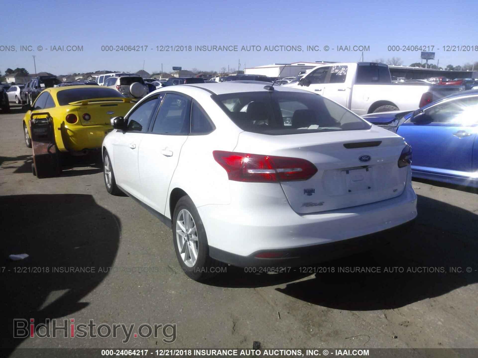 2017 FORD FOCUS - VIN: 1FADP3F26HL341555 - Фото 3