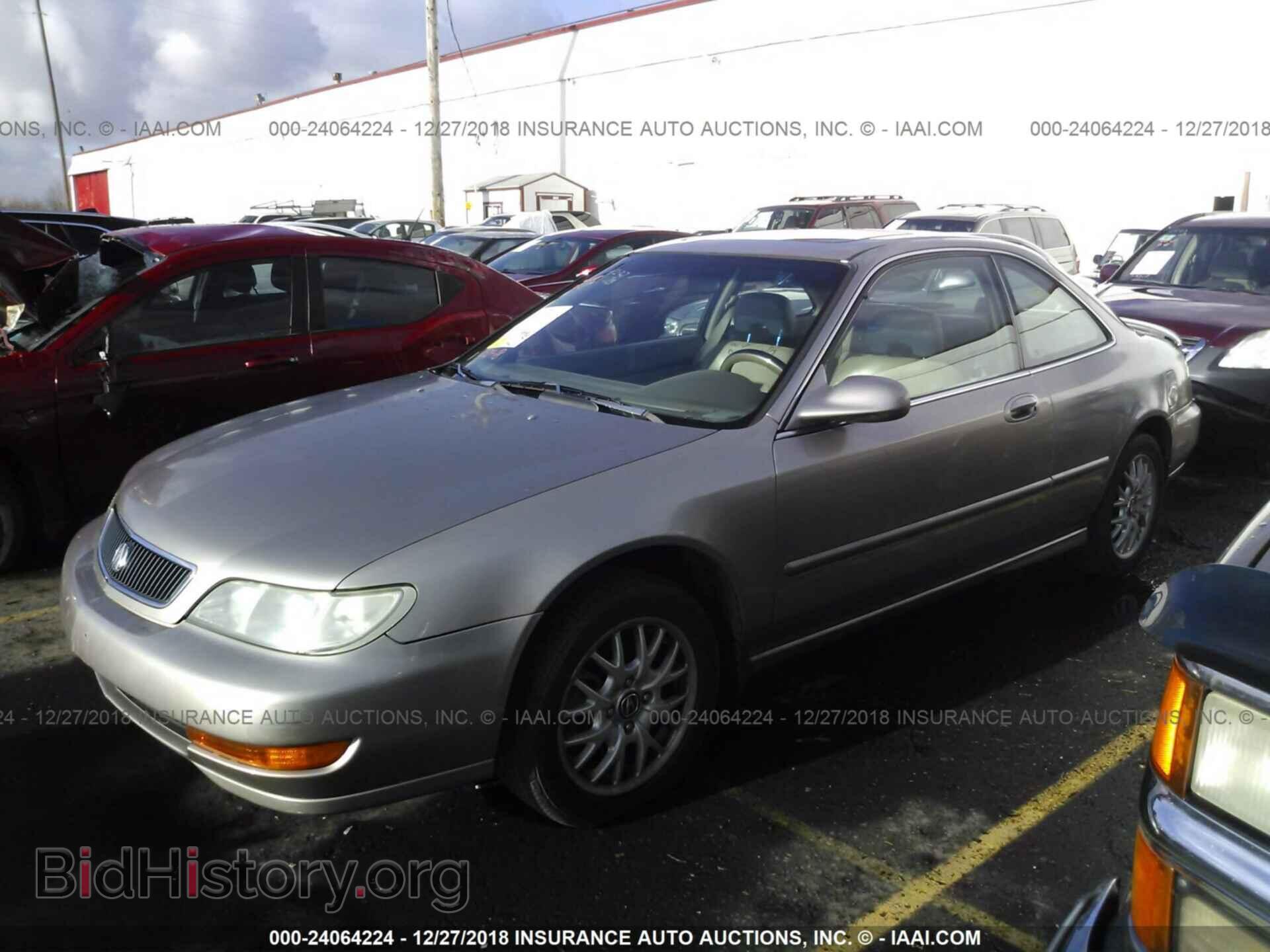 2015 BMW 320 - VIN: WBA3B1C54FK139045 - Фото 2