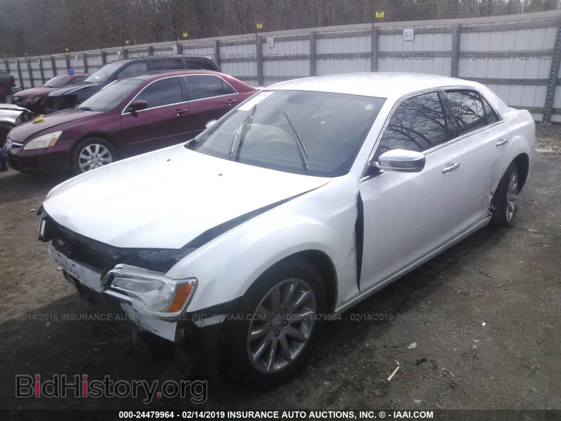 2012 CHRYSLER 300 - VIN: 2C3CCACGXCH285104 - Фото 2