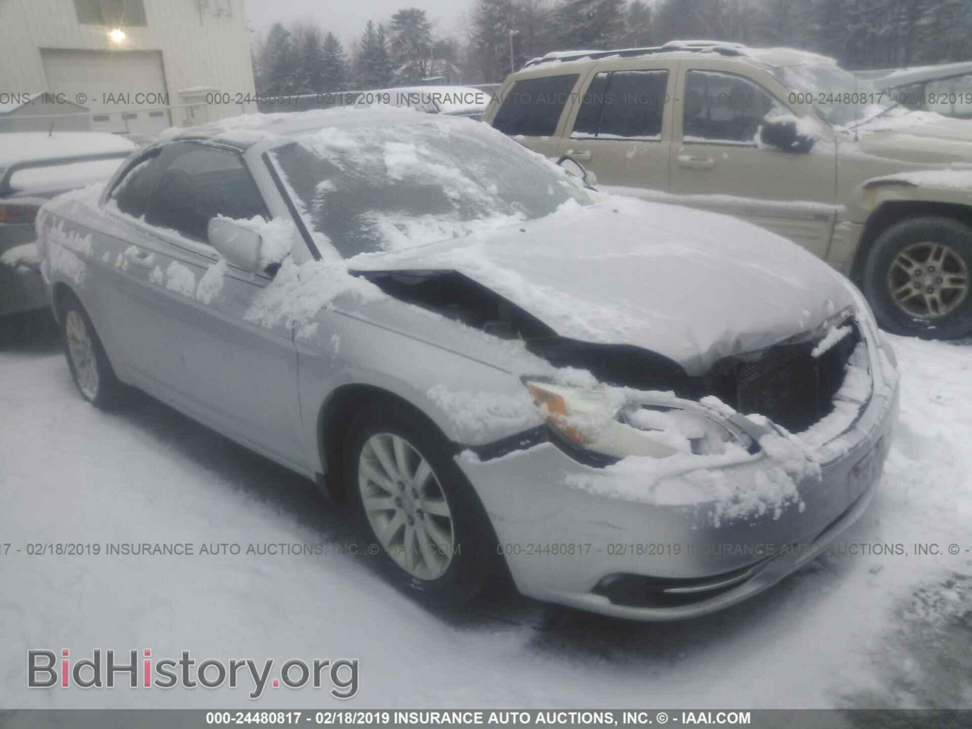 Photo 1C3BC2EB7BN542793 - CHRYSLER 200 2011