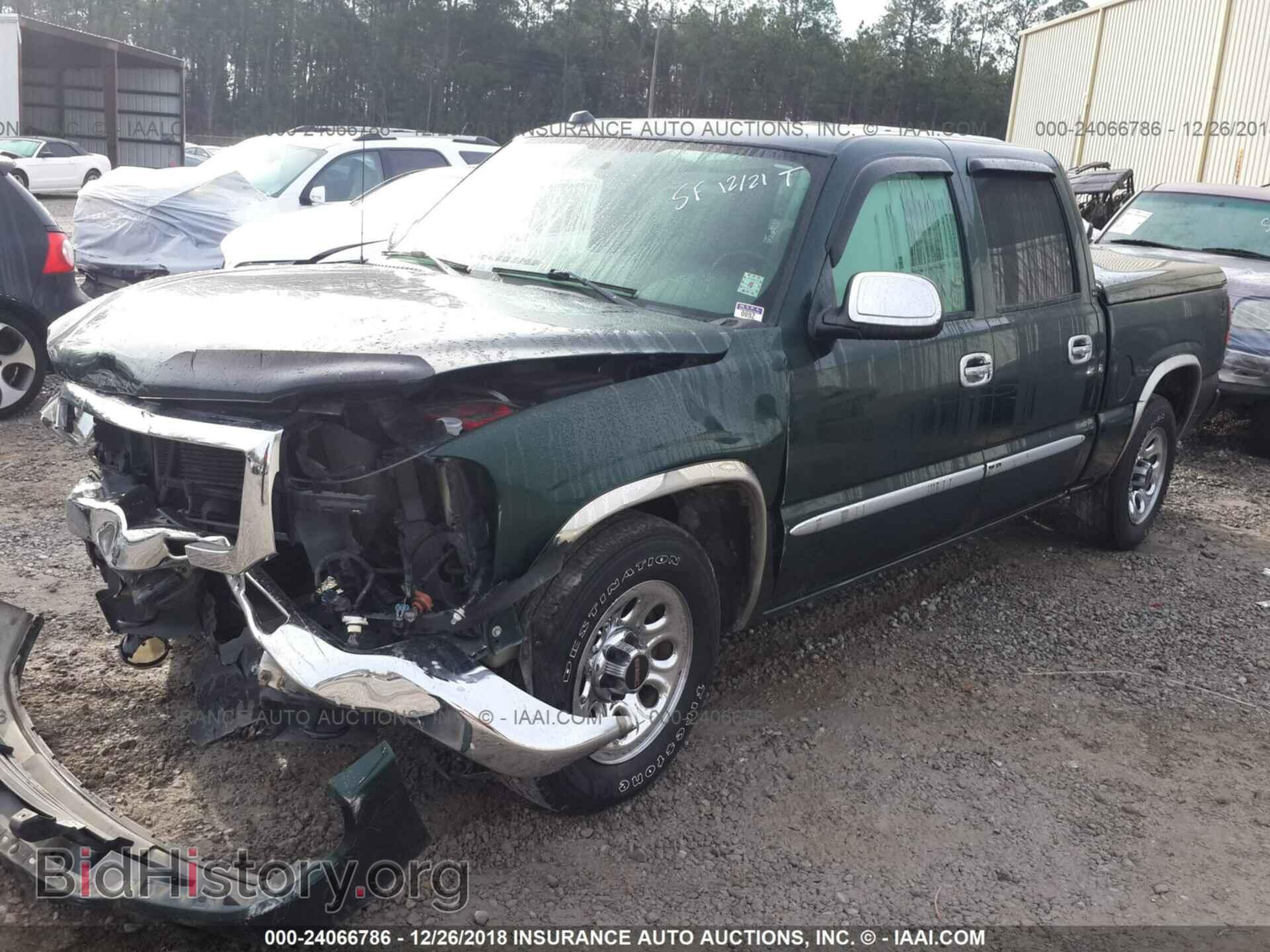 2005 GMC NEW SIERRA - VIN: 2GTEC13T351144064 - Фото 2