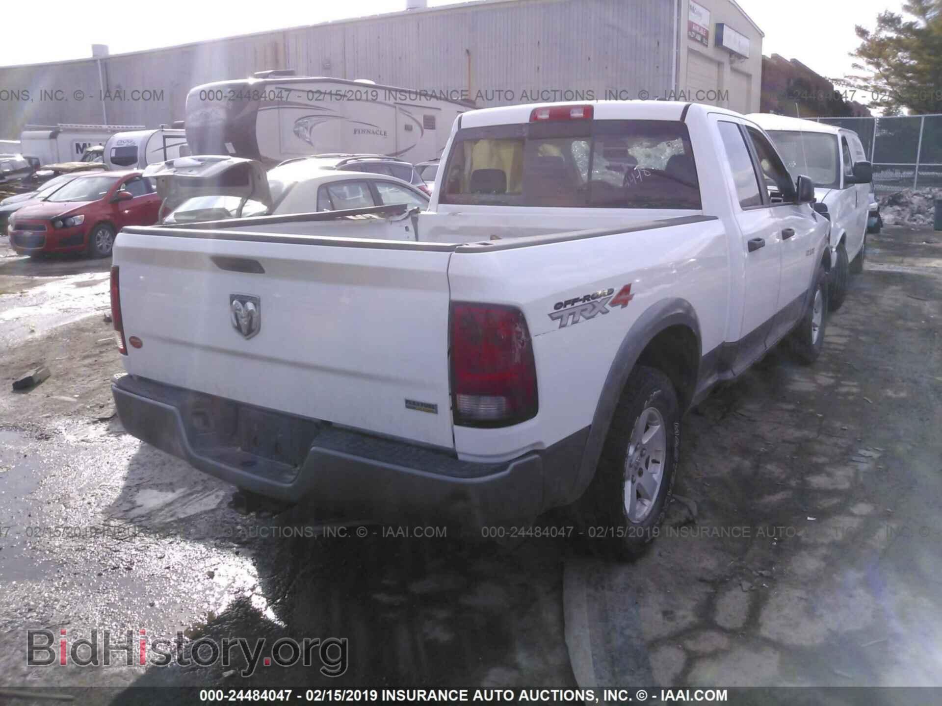 2010 DODGE RAM 1500 - VIN: 1D7RV1GP1AS233396 - Фото 4