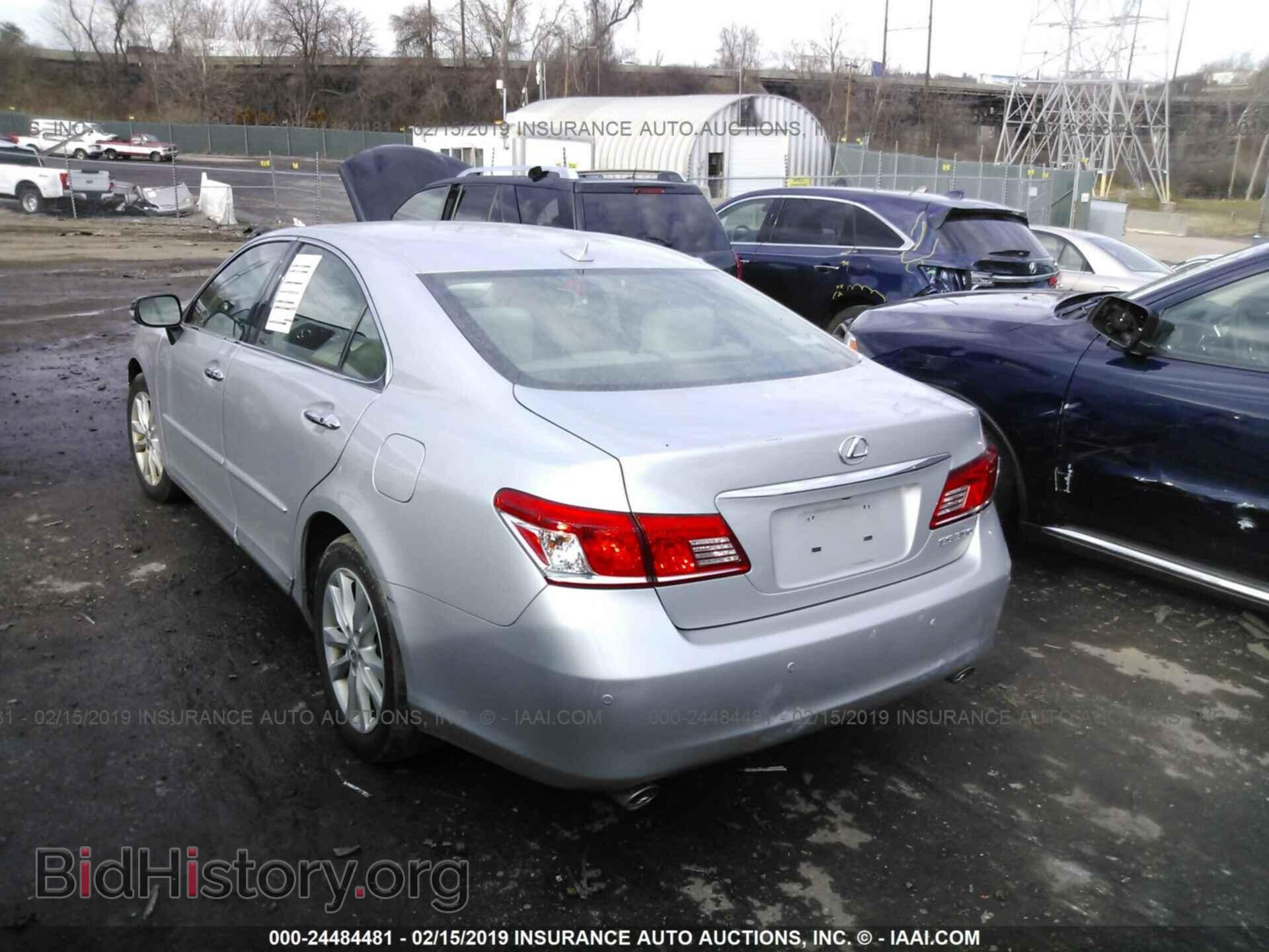 2011 LEXUS ES - VIN: JTHBK1EG2B2449507 - Фото 3