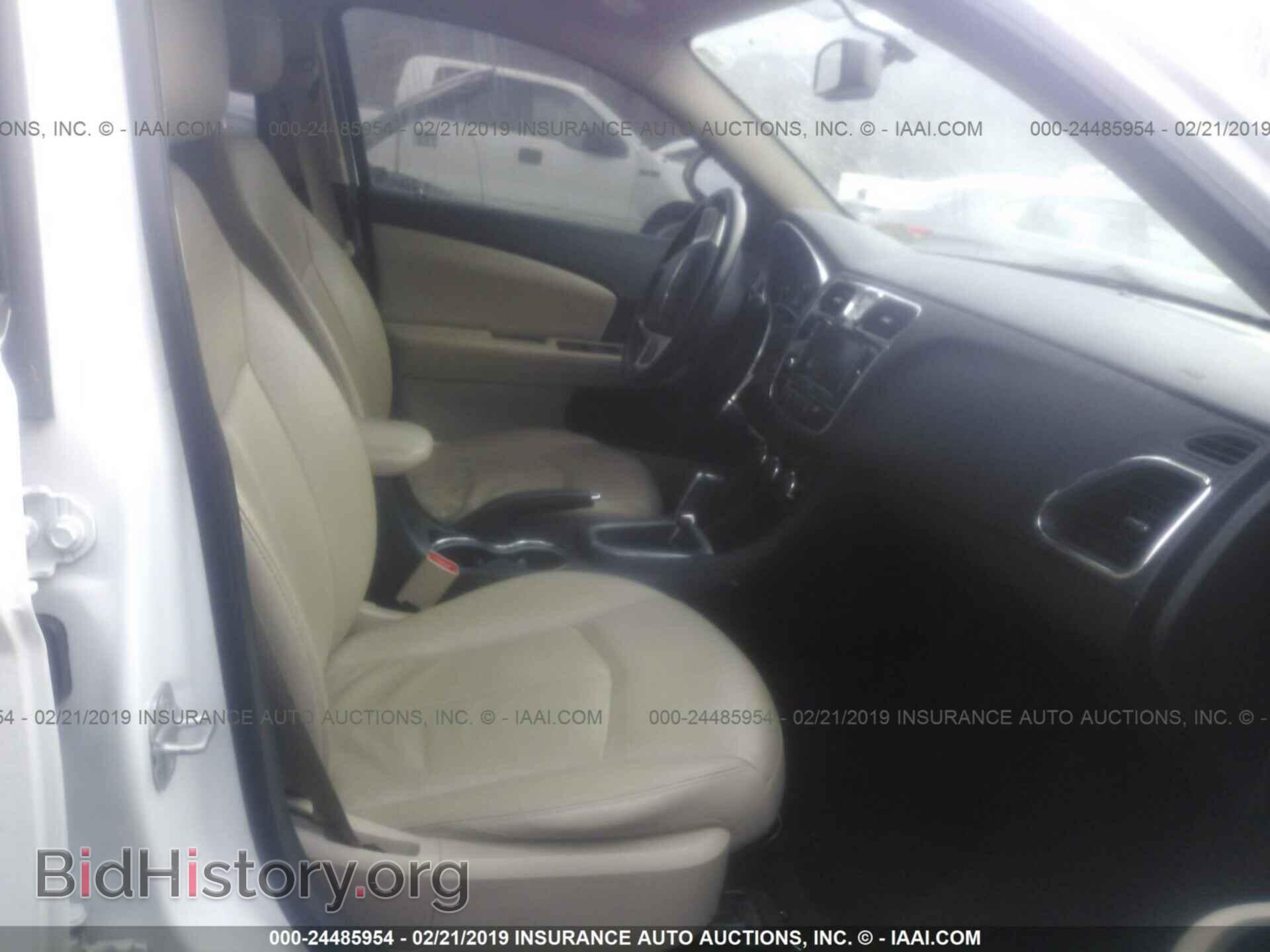 2012 CHRYSLER 200 - VIN: 1C3CCBCB3CN246730 - Photo 5