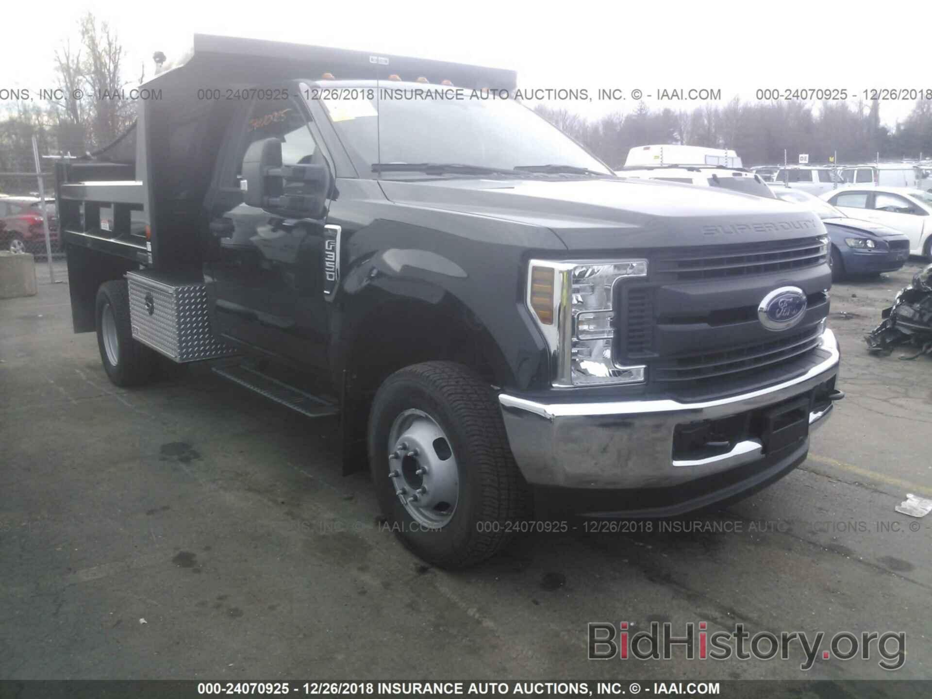 Photo 1FDRF3H62JEB44052 - FORD F350 2018