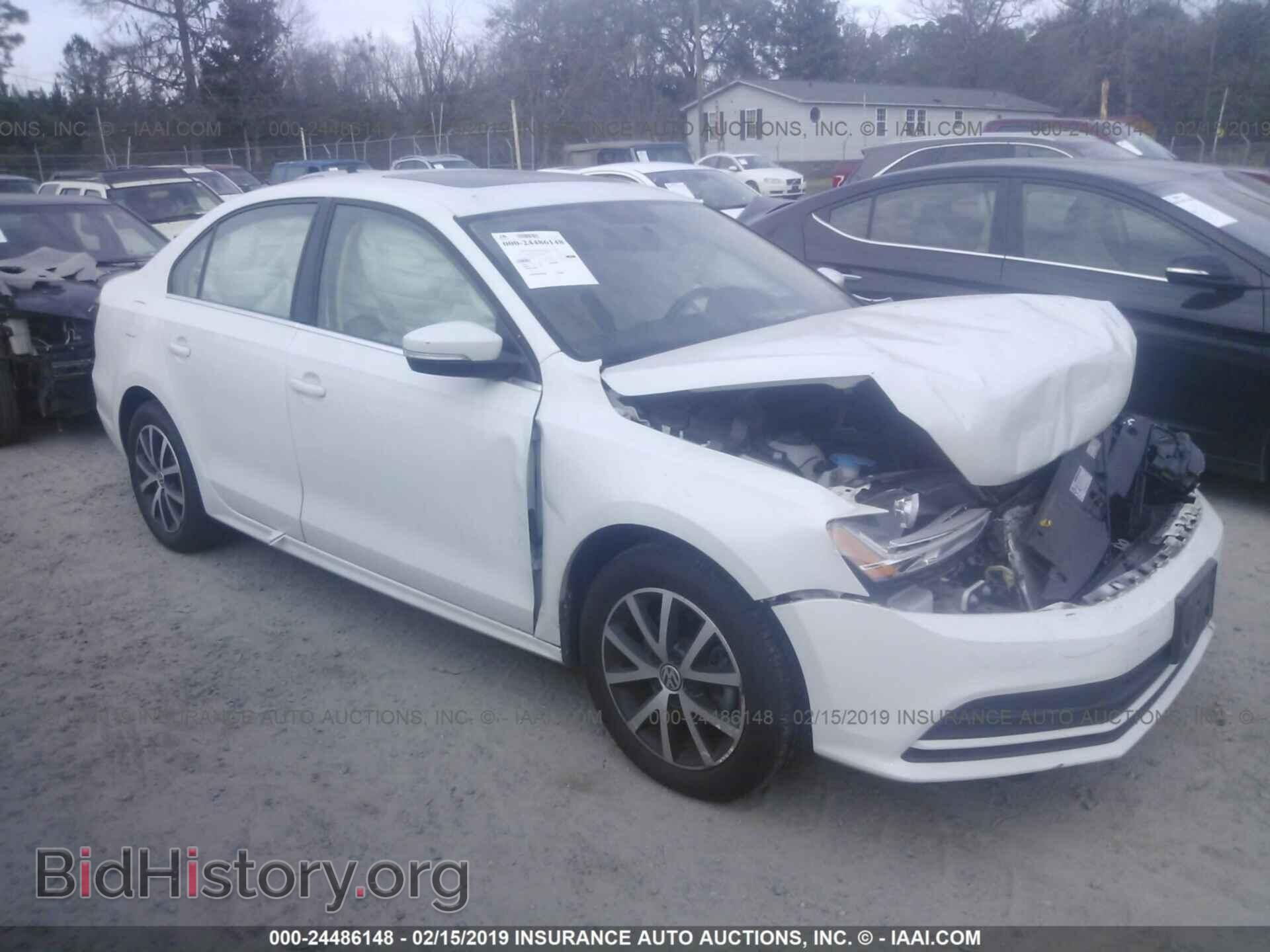 Фотография 3VWDB7AJ5HM307519 - VOLKSWAGEN JETTA 2017