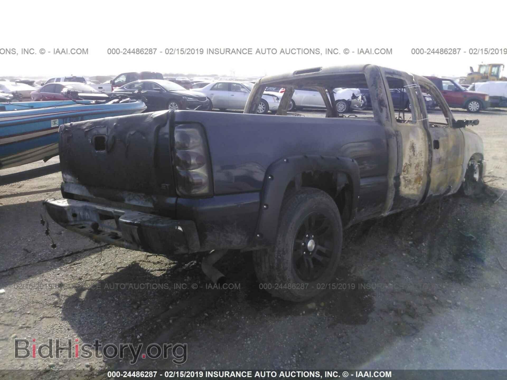 2005 CHEVROLET SILVERADO - VIN: 1GCEC19VX5Z321404 - Фото 4