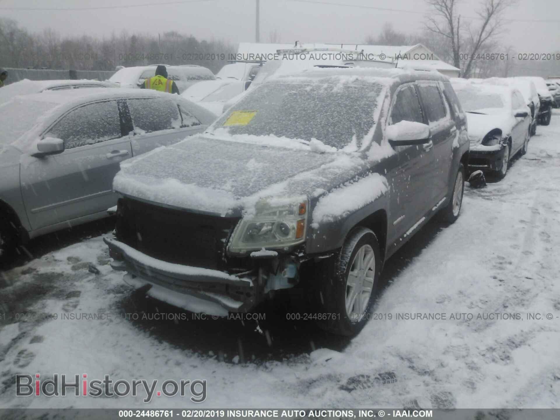 2011 GMC TERRAIN - VIN: 2CTALWEC1B6403632 - Фото 2
