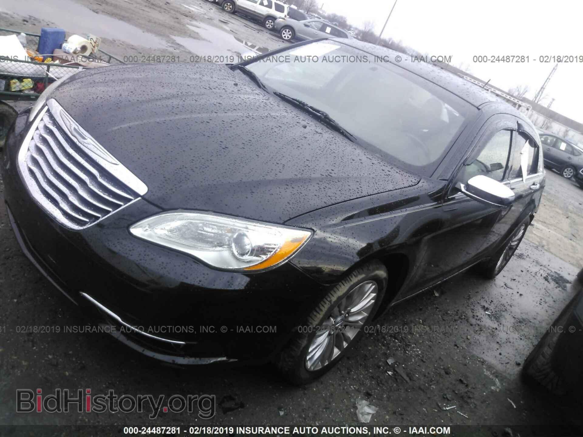 2012 CHRYSLER 200 - VIN: 1C3CCBCB8CN146333 - Фото 2