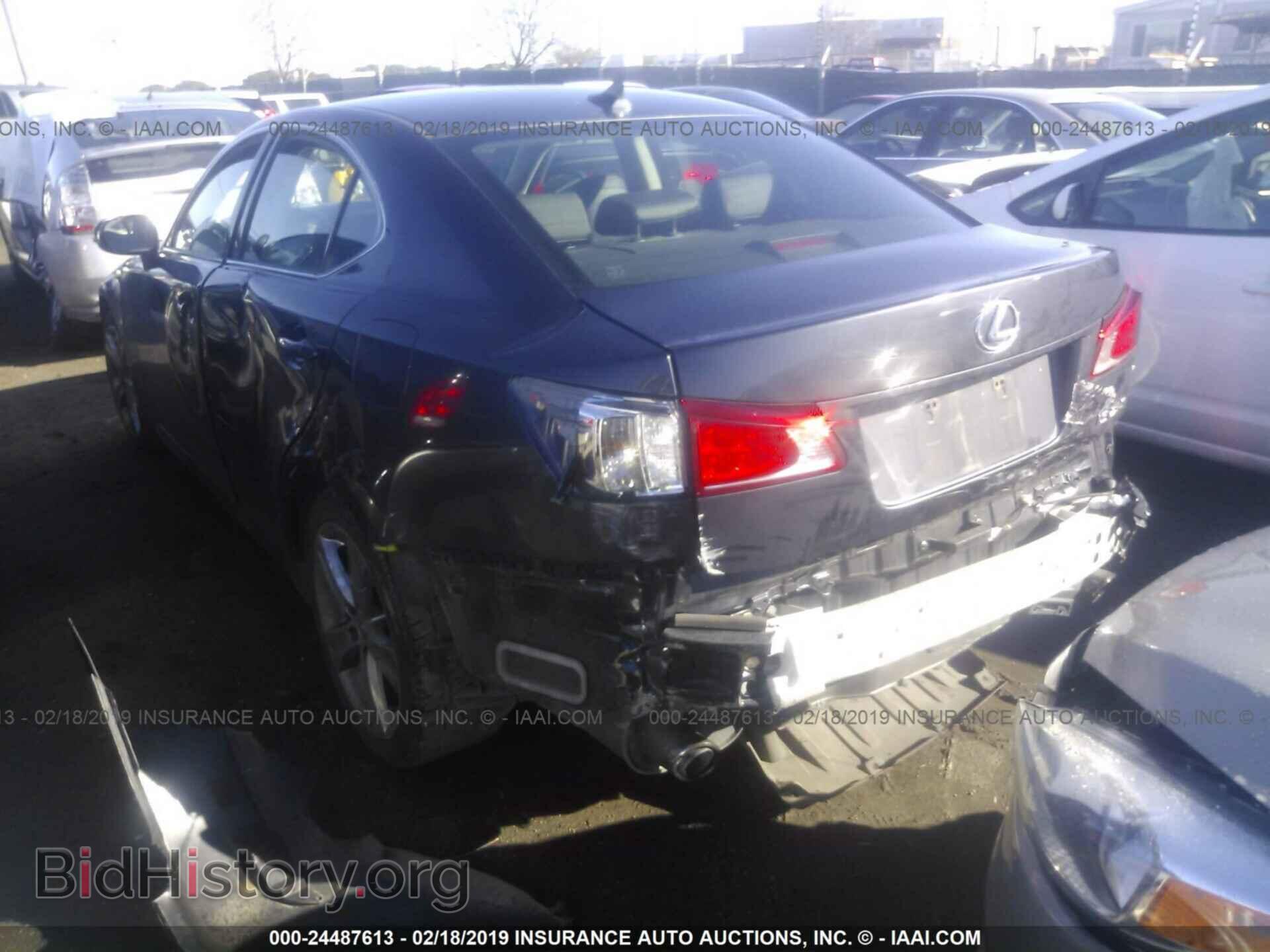 2011 LEXUS IS - VIN: JTHBF5C29B5137993 - Фото 3