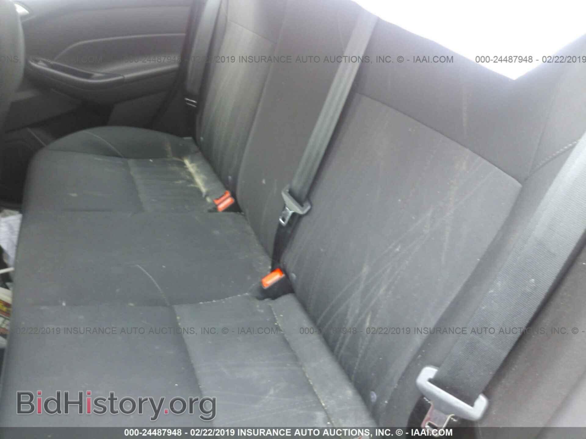 2016 FORD FOCUS - VIN: 1FADP3F2XGL240663 - Фото 8