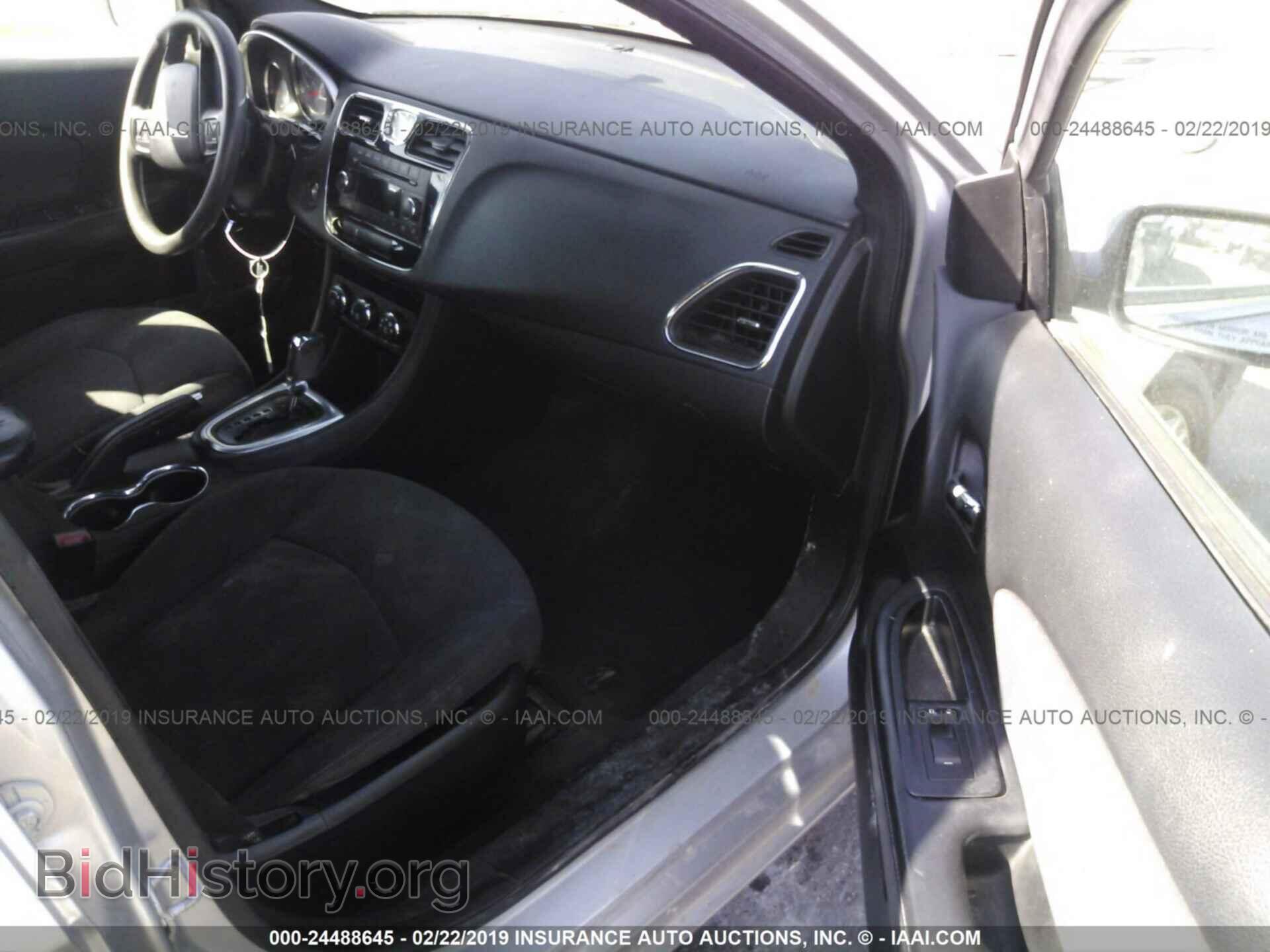 2012 CHRYSLER 200 - VIN: 1C3CCBAB1CN248902 - Photo 5