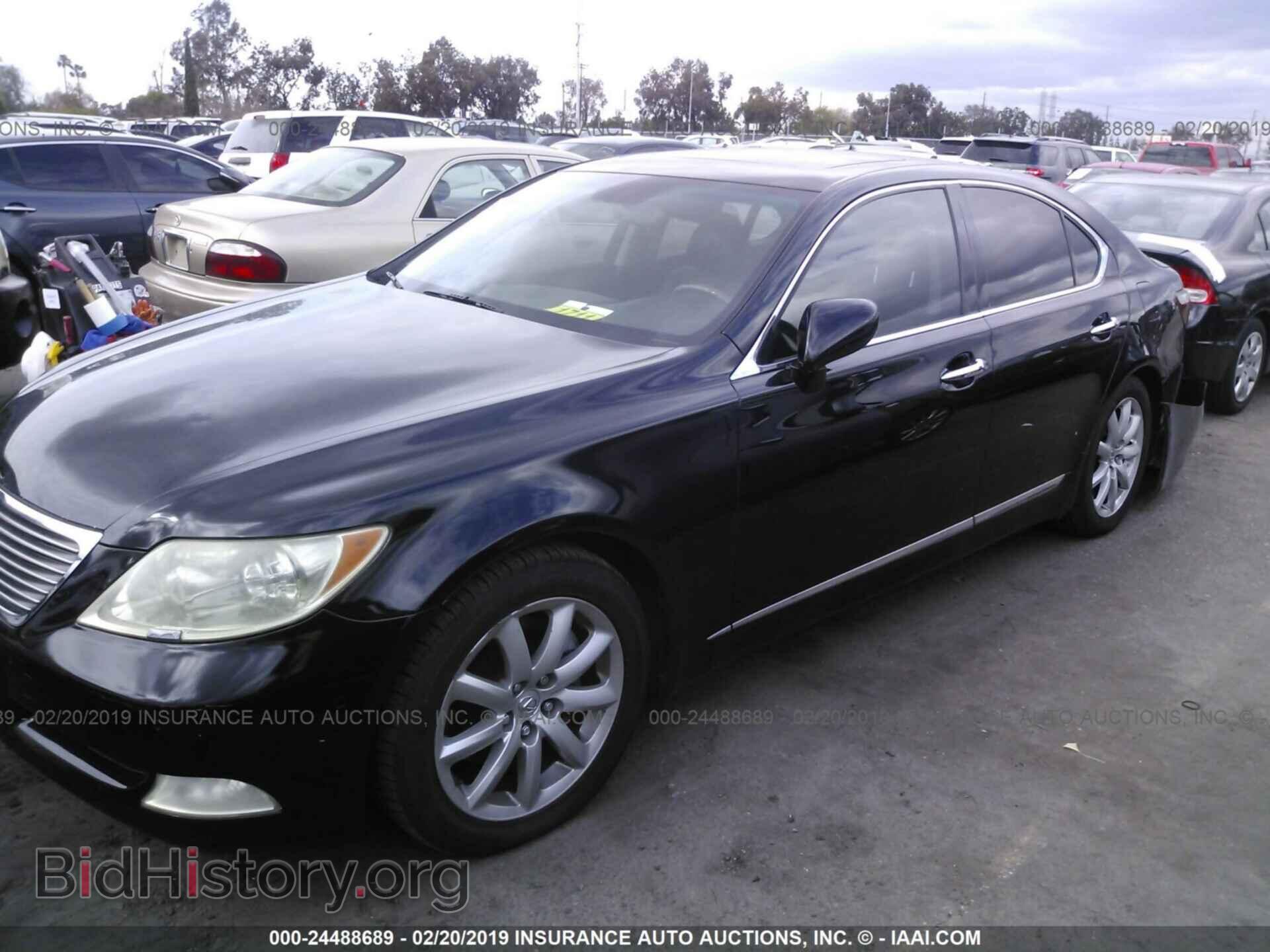 2007 LEXUS LS - VIN: JTHBL46F575043778 - Фото 2