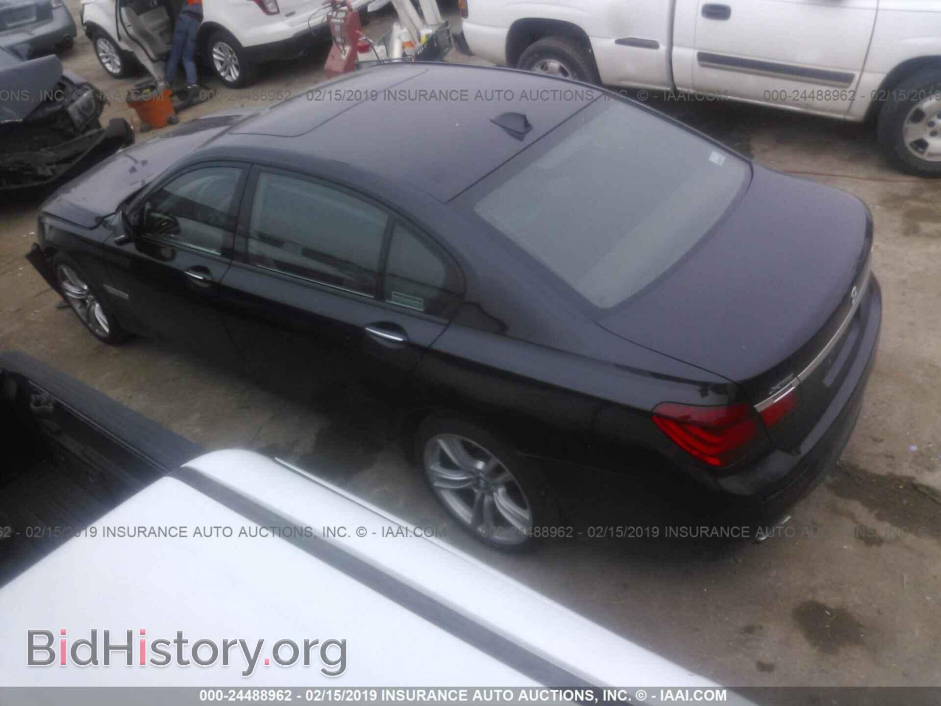 2013 BMW 750 - VIN: WBAYF8C51DD140349 - Фото 3