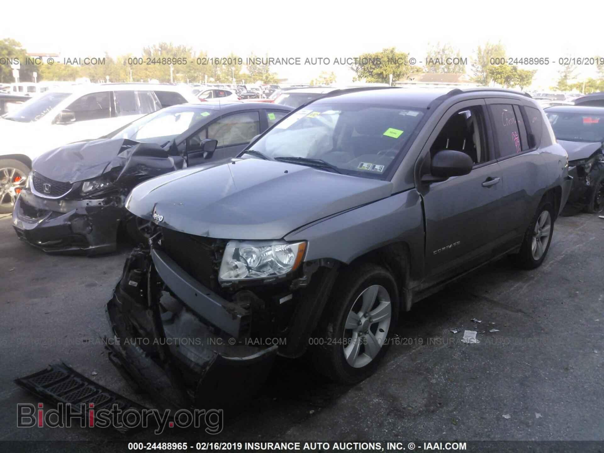 2011 JEEP COMPASS - VIN: 1J4NF1FB3BD202131 - Фото 2