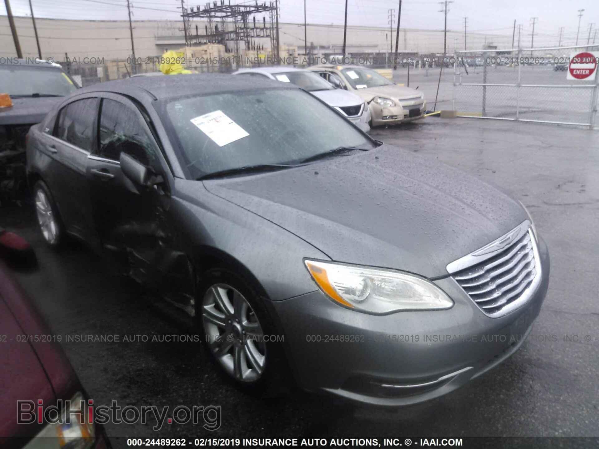 Фотография 1C3CCBAB2CN318343 - CHRYSLER 200 2012