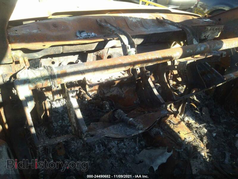 2006 Dodge DURANGO (VIN 1D4HB582X6F121398) — photo 7 of 10