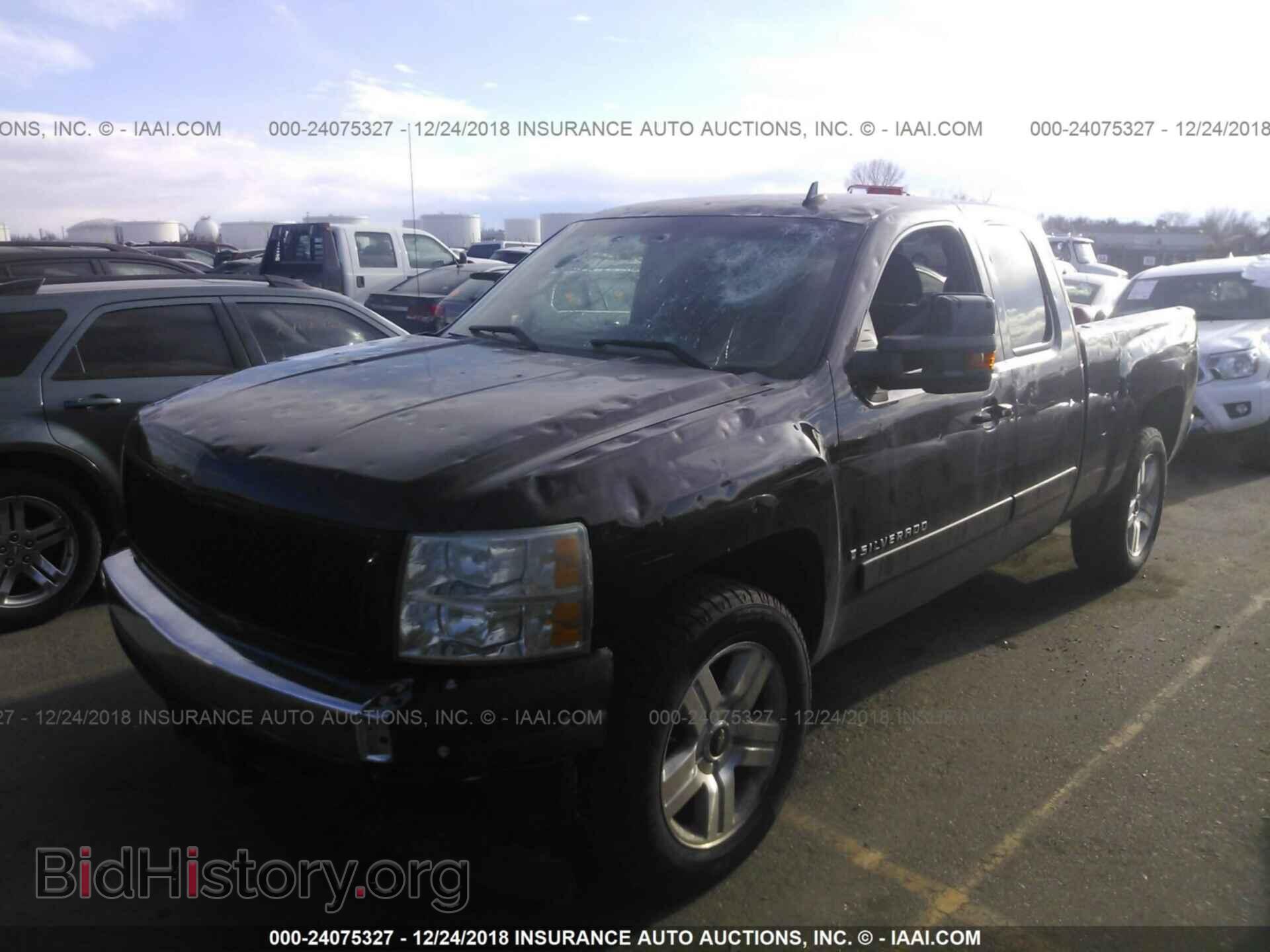 2008 CHEVROLET SILVERADO - VIN: 2GCEC19J381322422 - Photo 2