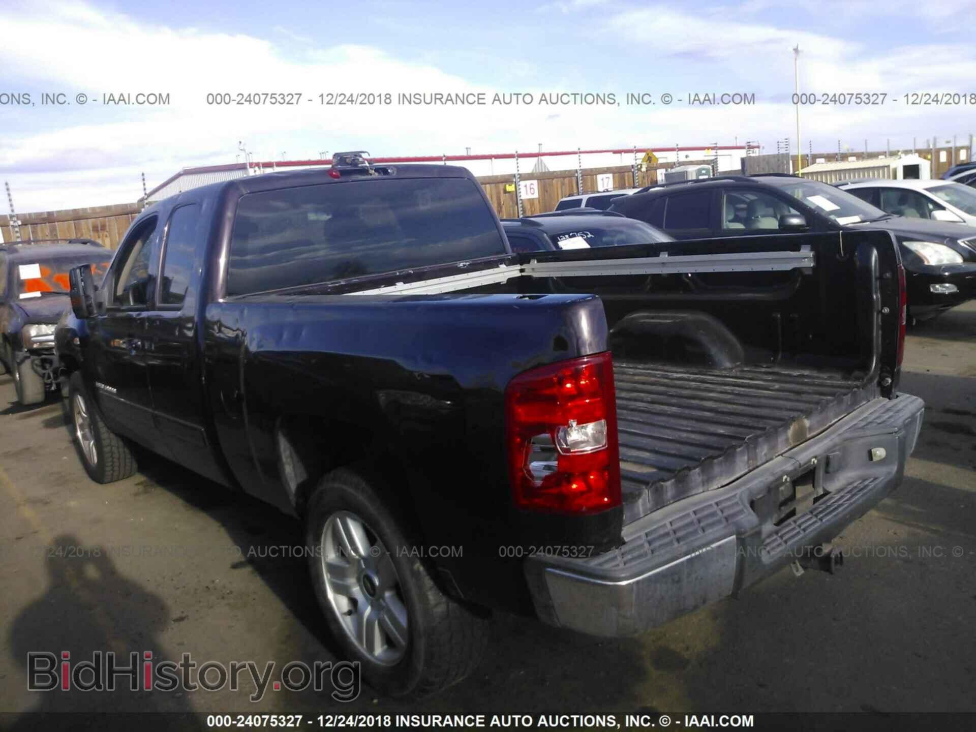 2008 CHEVROLET SILVERADO - VIN: 2GCEC19J381322422 - Photo 3