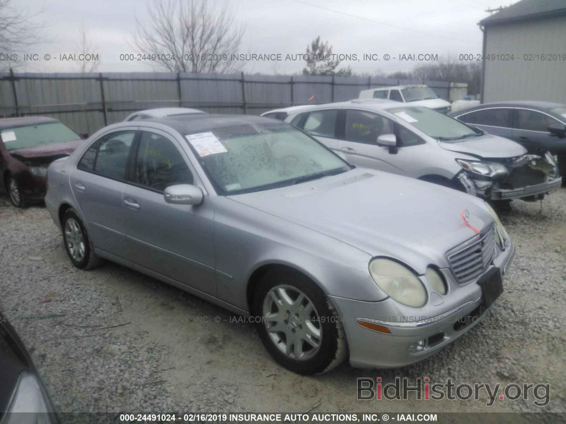 Photo WDBUF82J04X160007 - MERCEDES-BENZ E 2004