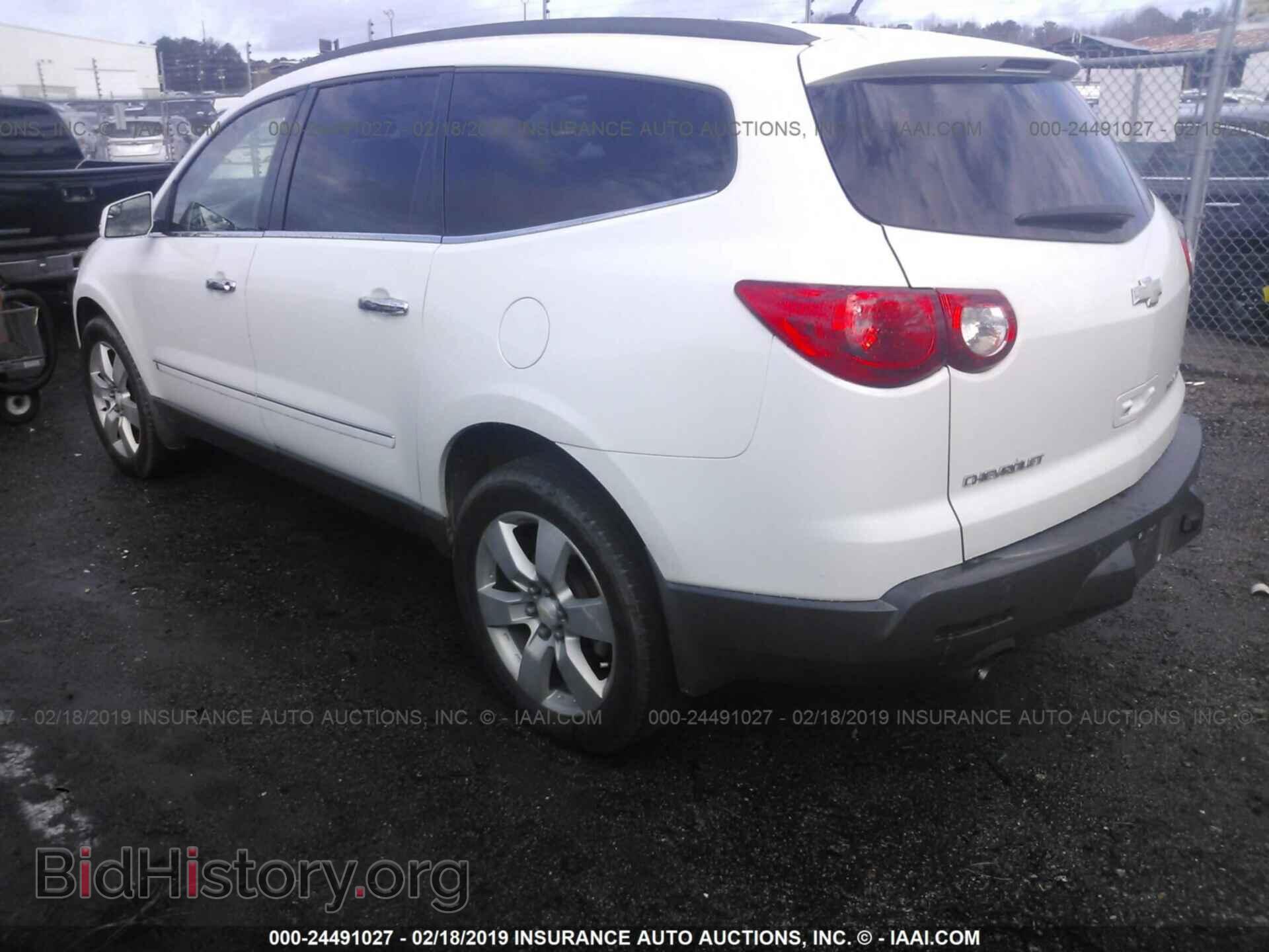 2009 CHEVROLET TRAVERSE - VIN: 1GNER33DX9S102250 - Фото 3