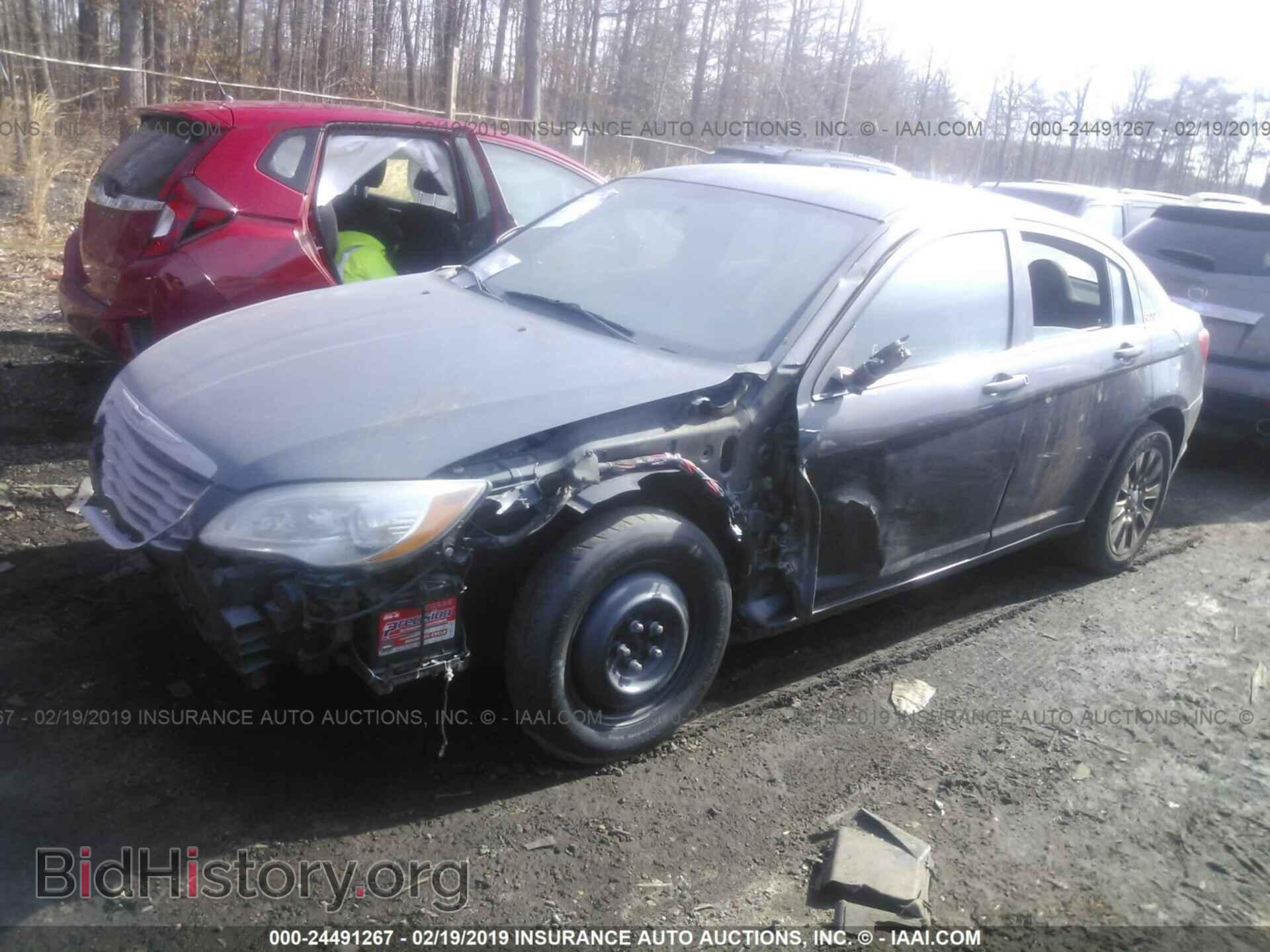 2014 CHRYSLER 200 - VIN: 1C3CCBAB2EN208461 - Photo 2