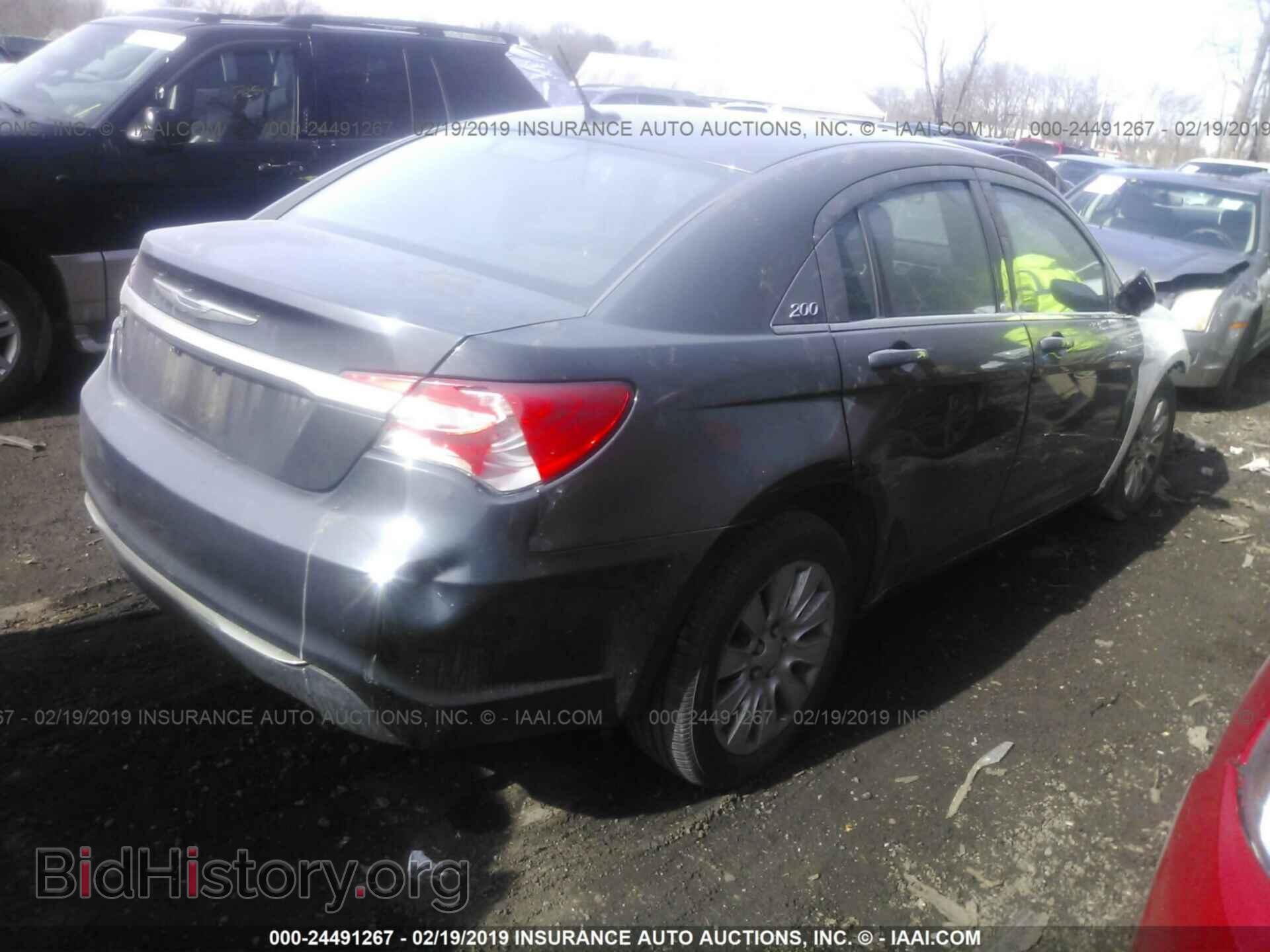 2014 CHRYSLER 200 - VIN: 1C3CCBAB2EN208461 - Photo 4