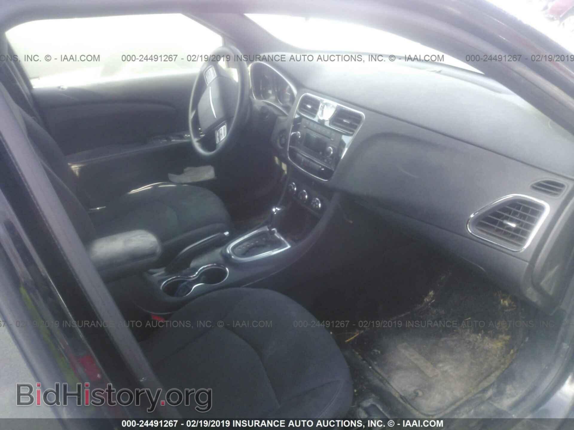 2014 CHRYSLER 200 - VIN: 1C3CCBAB2EN208461 - Photo 5