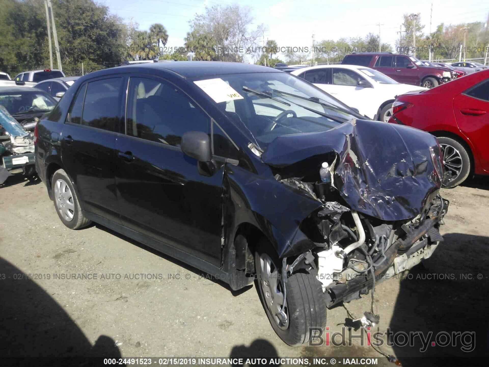 Photo 3N1BC1AP8AL353871 - NISSAN VERSA 2010