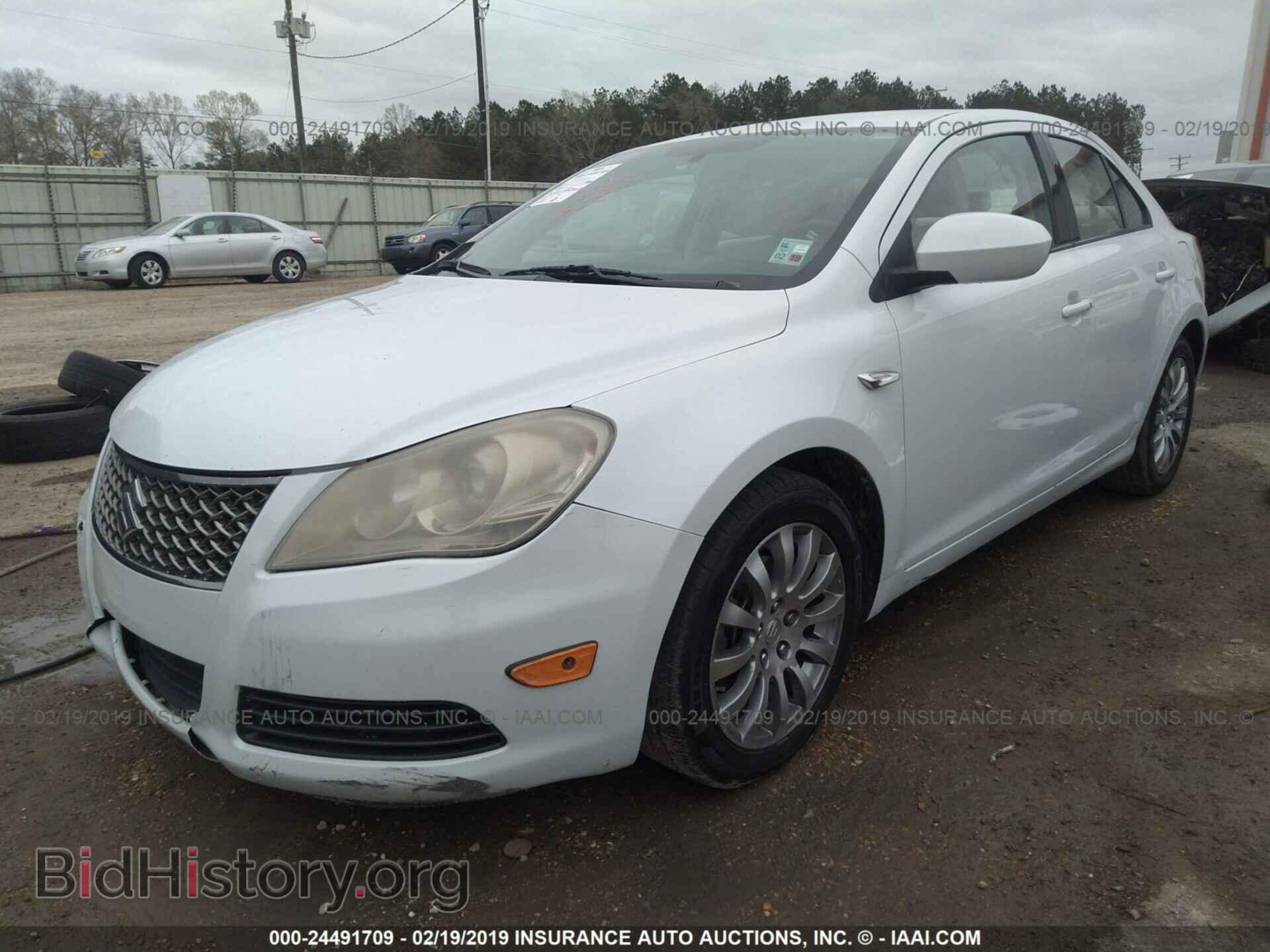 2013 SUZUKI KIZASHI - VIN: JS2RE9A33D6100205 - Фото 2