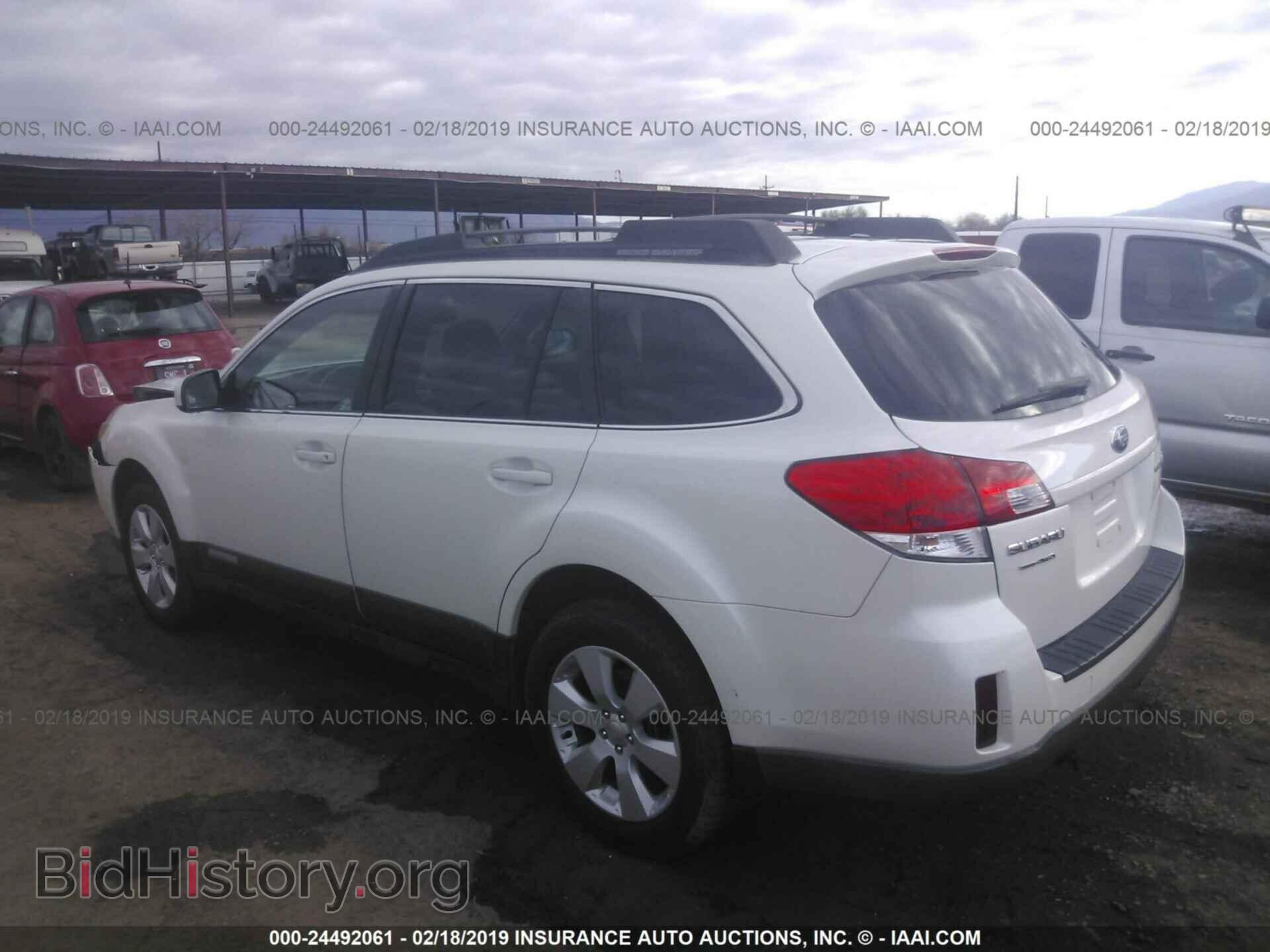 2010 SUBARU OUTBACK - VIN: 4S4BRCCC8A3325903 - Фото 3
