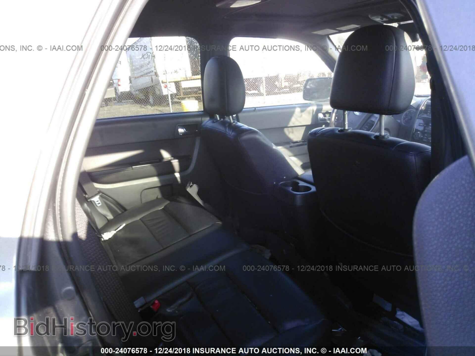 2011 FORD ESCAPE - VIN: 1FMCU9EG3BKB17229 - Фото 8
