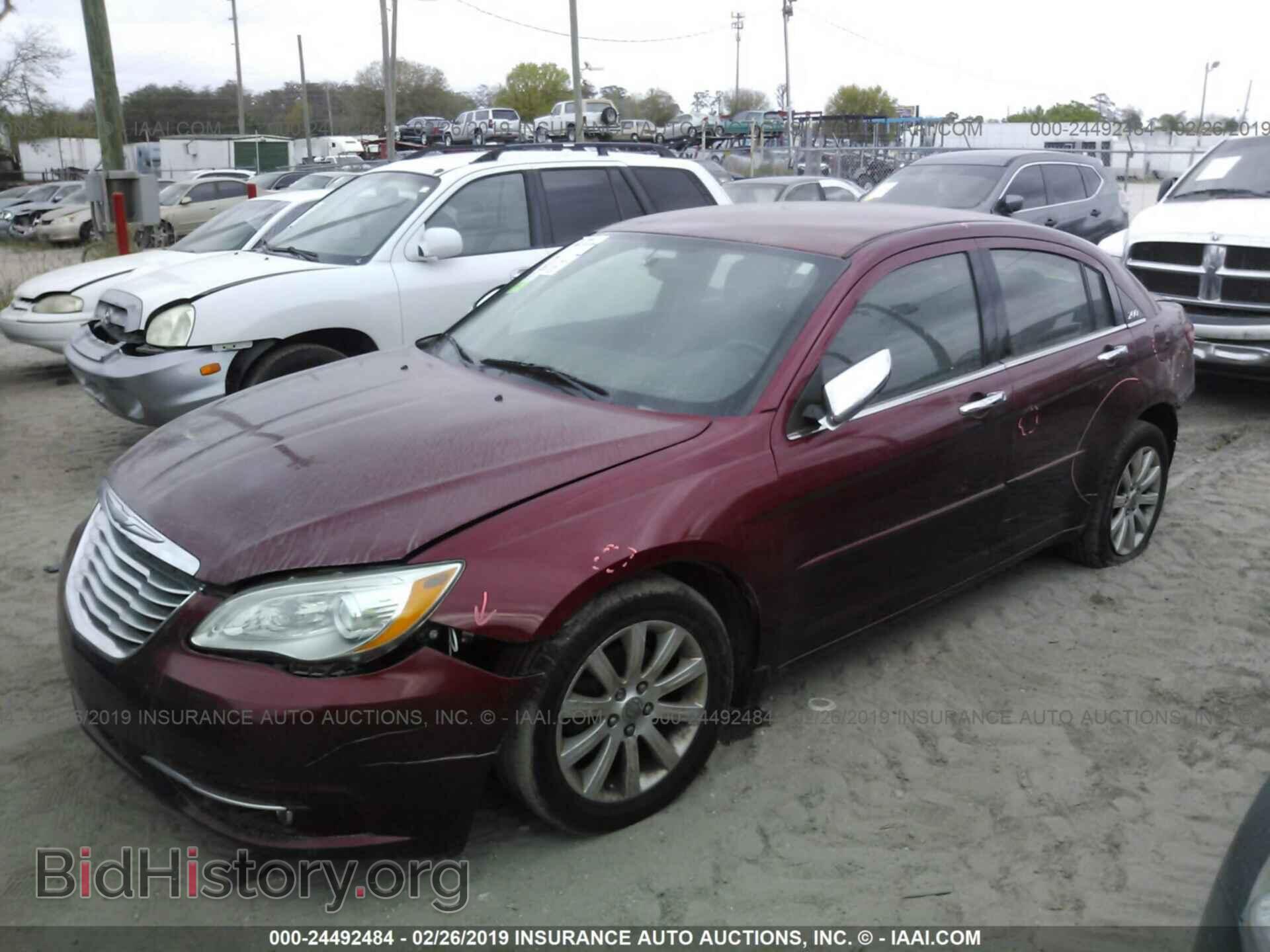 2013 CHRYSLER 200 - VIN: 1C3CCBCG4DN607878 - Фото 2