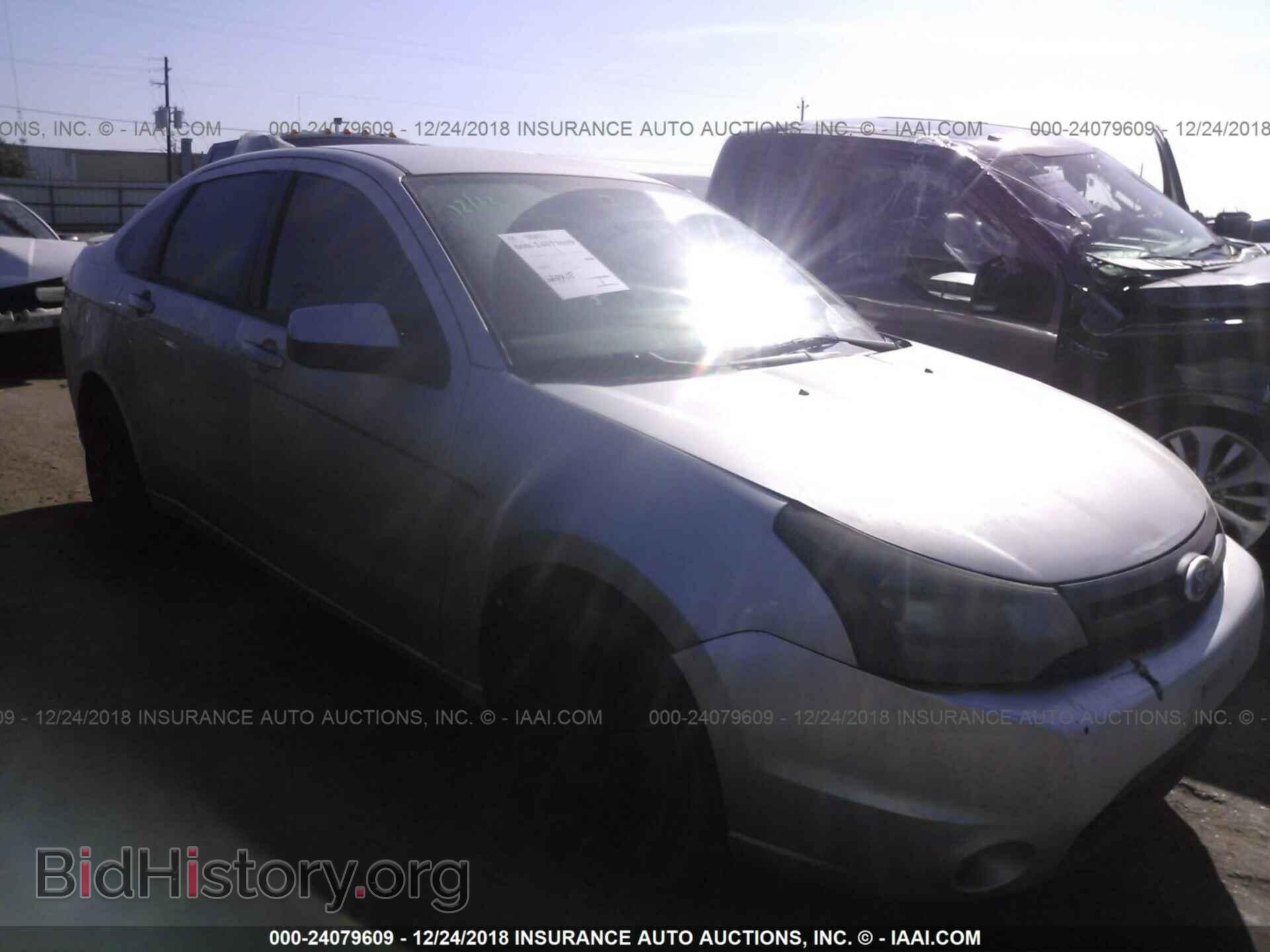 Photo 1FAHP3GN0AW270237 - FORD FOCUS 2010