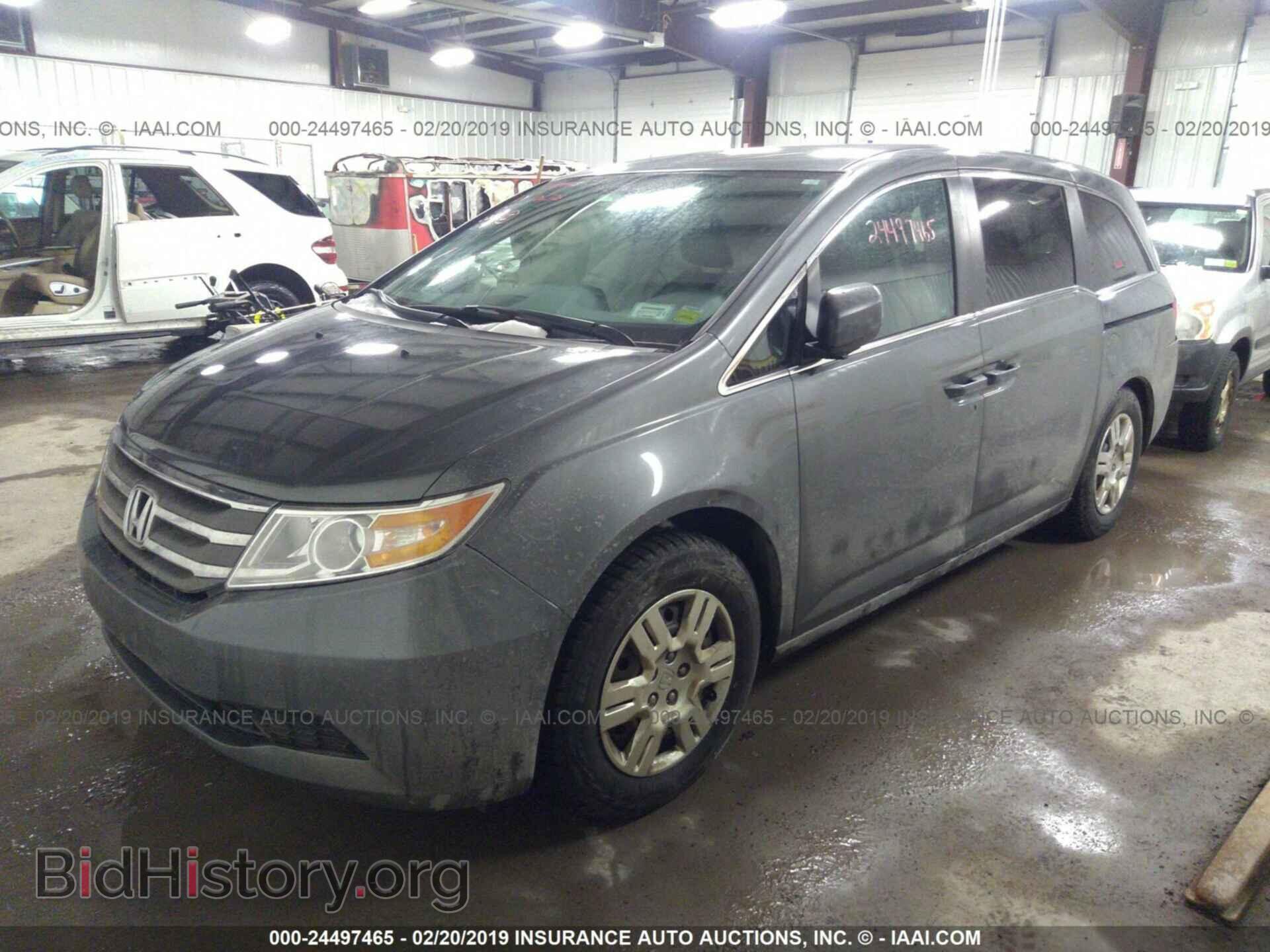 2010 CHRYSLER SEBRING - VIN: 1C3BC5ED8AN219323 - Photo 2