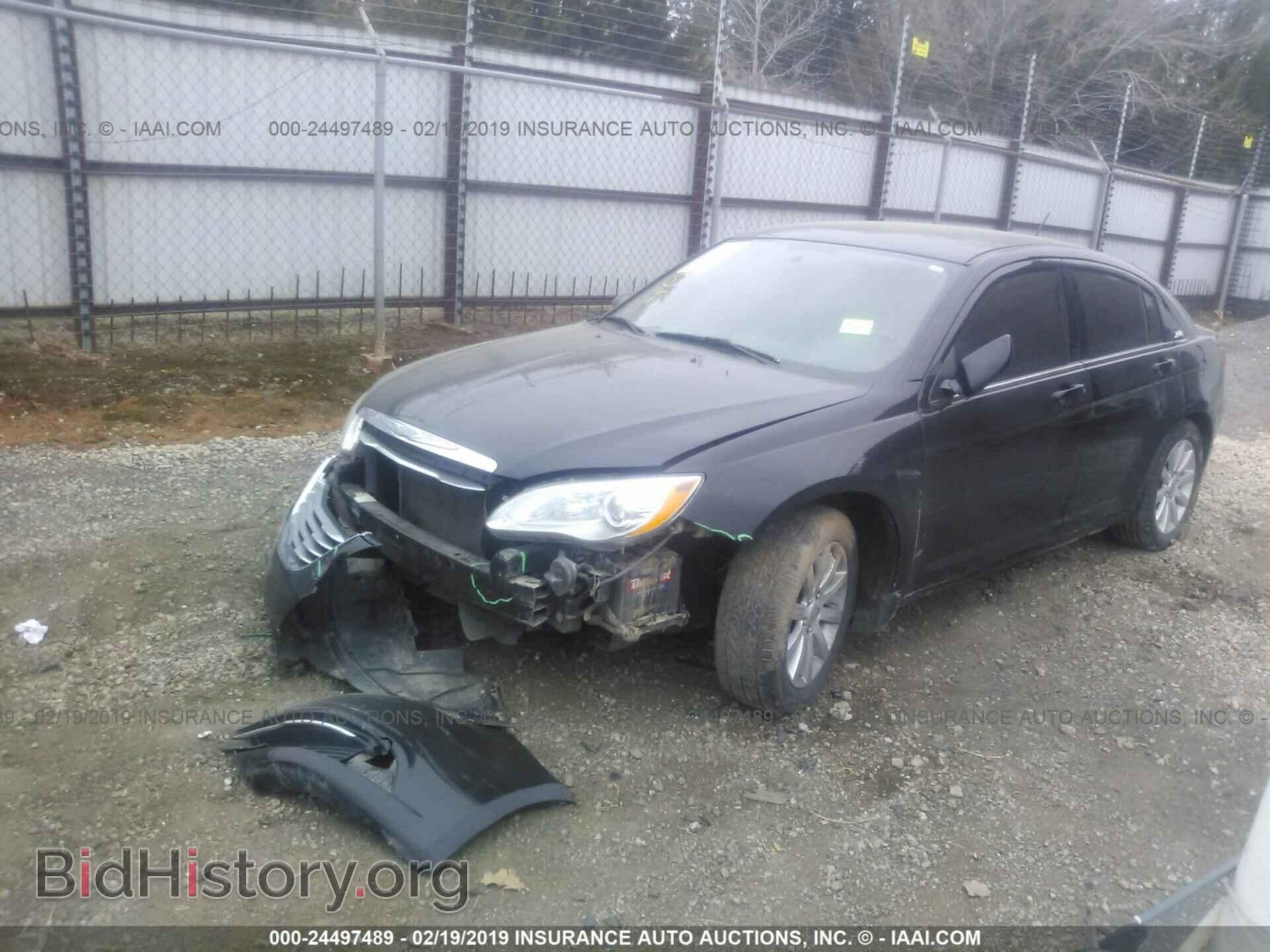 2013 CHRYSLER 200 - VIN: 1C3CCBBB7DN567477 - Photo 2