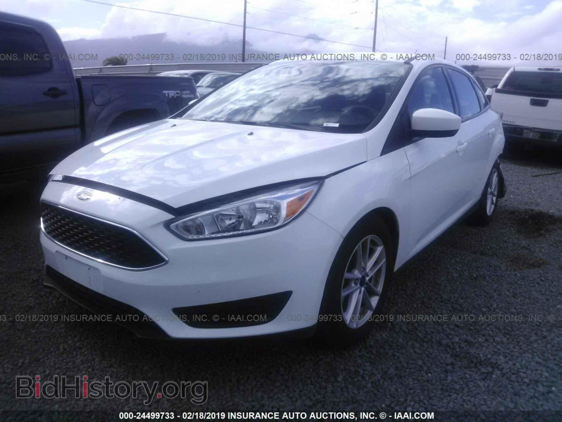 2018 FORD FOCUS - VIN: 1FADP3F21JL323079 - Фото 2