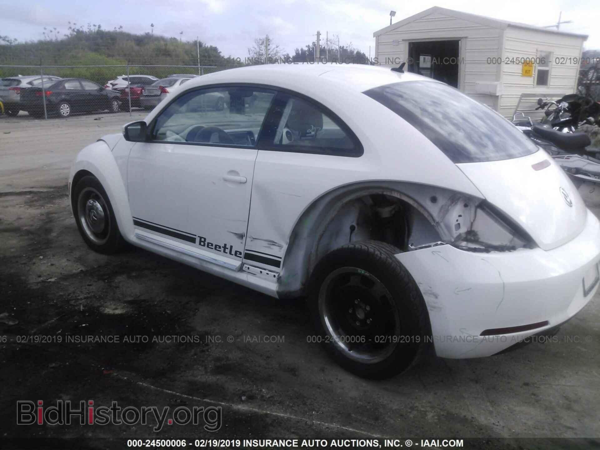 2012 VOLKSWAGEN BEETLE - VIN: 3VWJP7AT4CM661949 - Фото 3