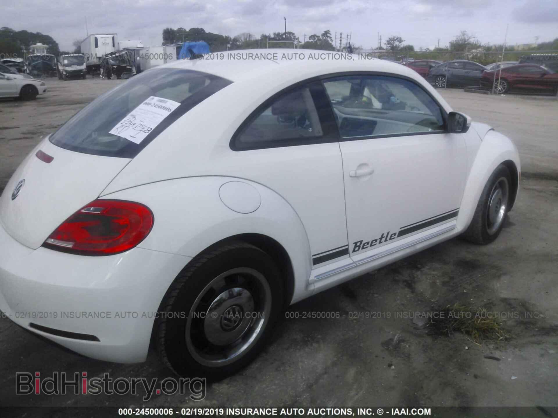 2012 VOLKSWAGEN BEETLE - VIN: 3VWJP7AT4CM661949 - Фото 4