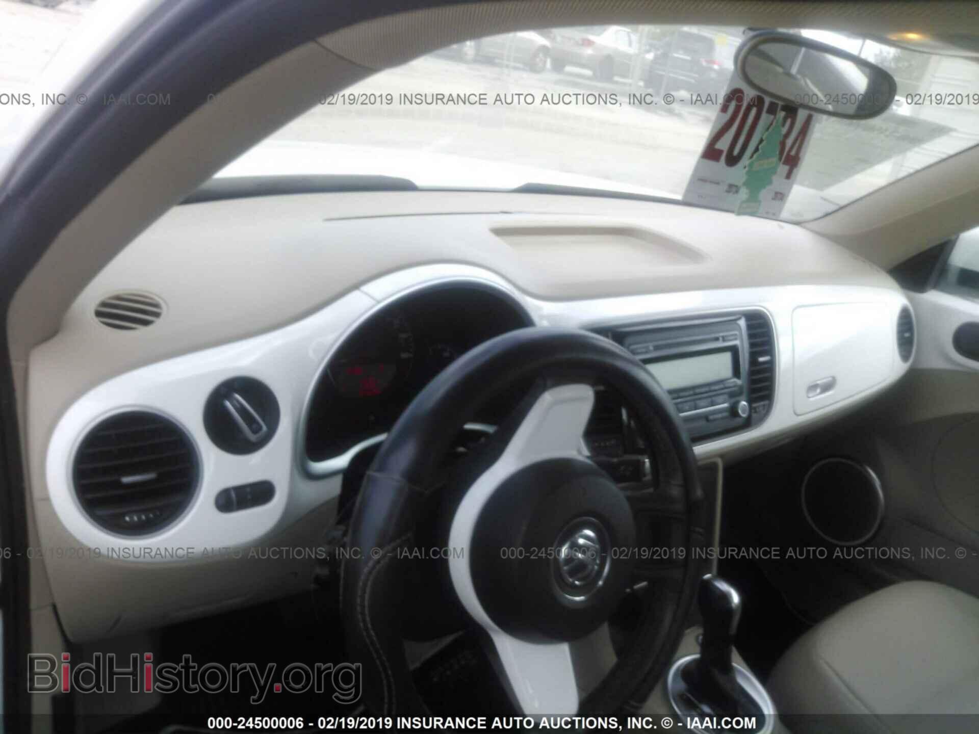 2012 VOLKSWAGEN BEETLE - VIN: 3VWJP7AT4CM661949 - Фото 5