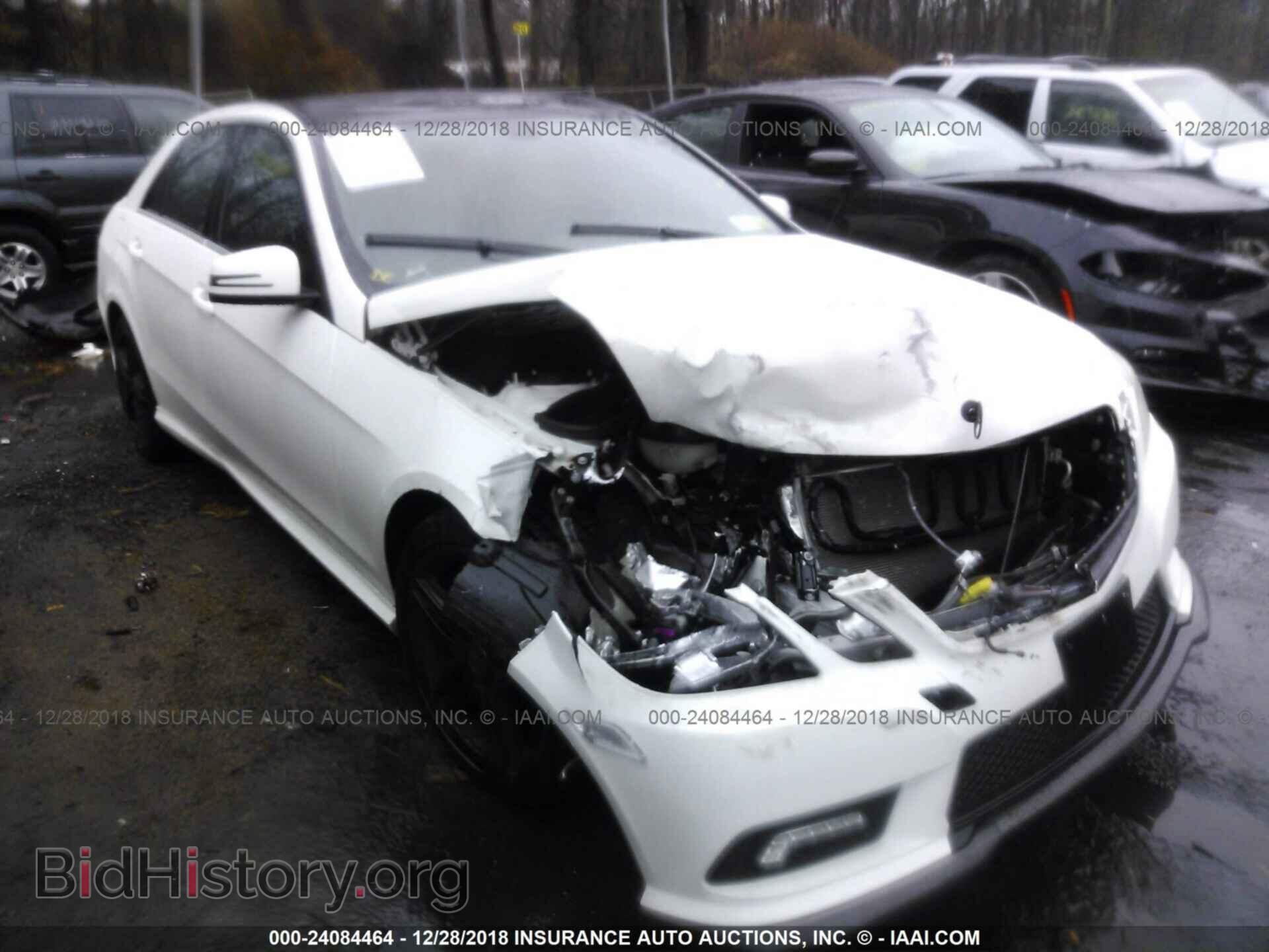 Photo WDDHF8HB0BA374066 - MERCEDES-BENZ E 2011