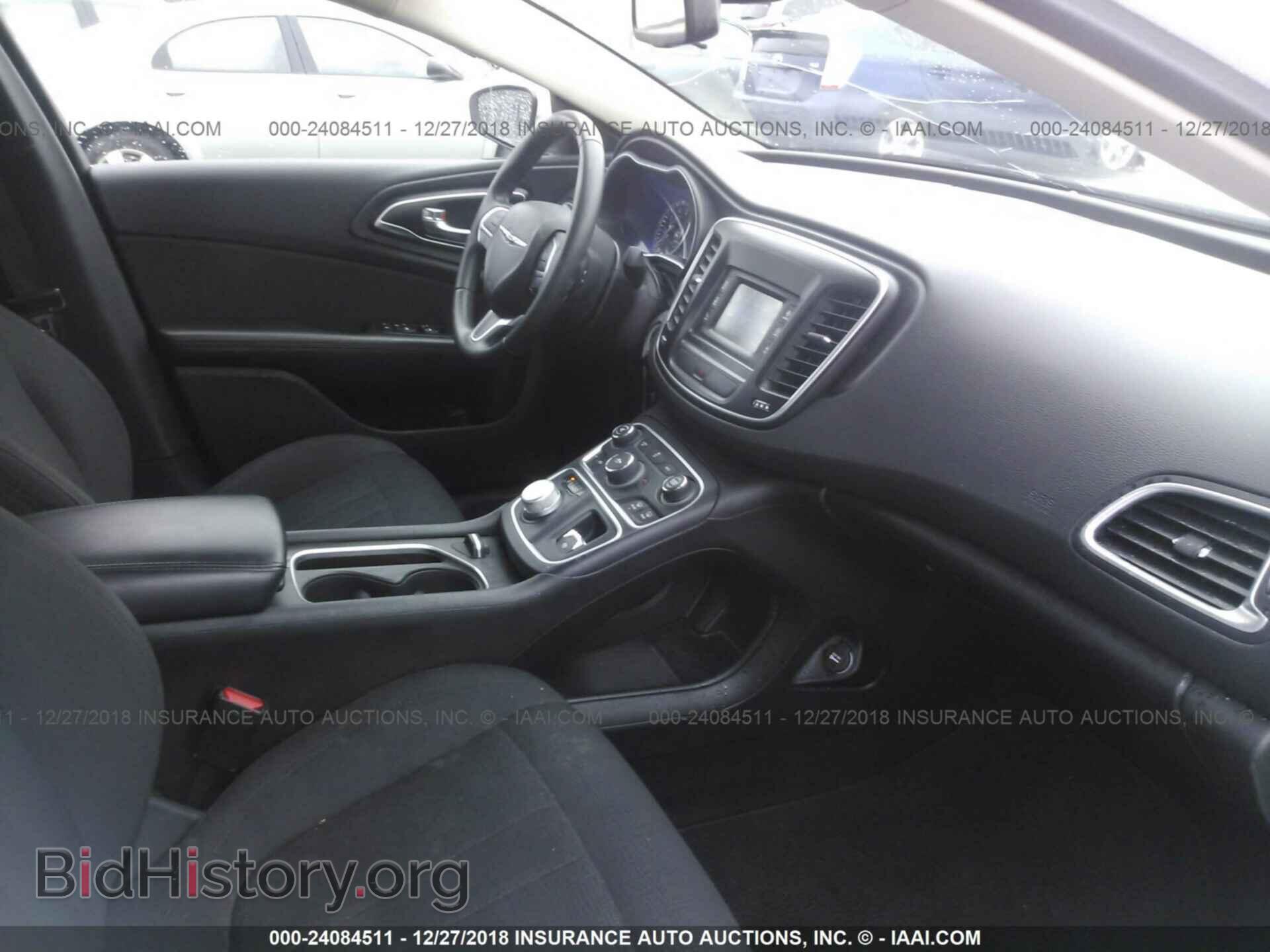 2016 CHRYSLER 200 - VIN: 1C3CCCAB2GN110636 - Фото 5