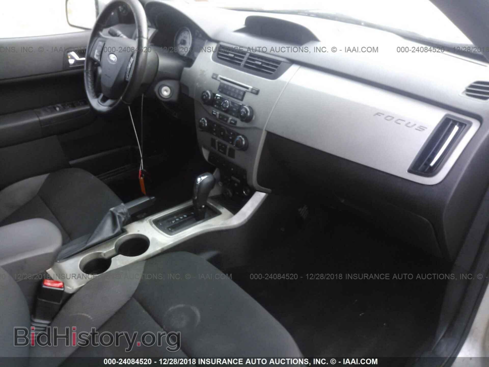 2009 FORD FOCUS - VIN: 1FAHP36NX9W102618 - Photo 5