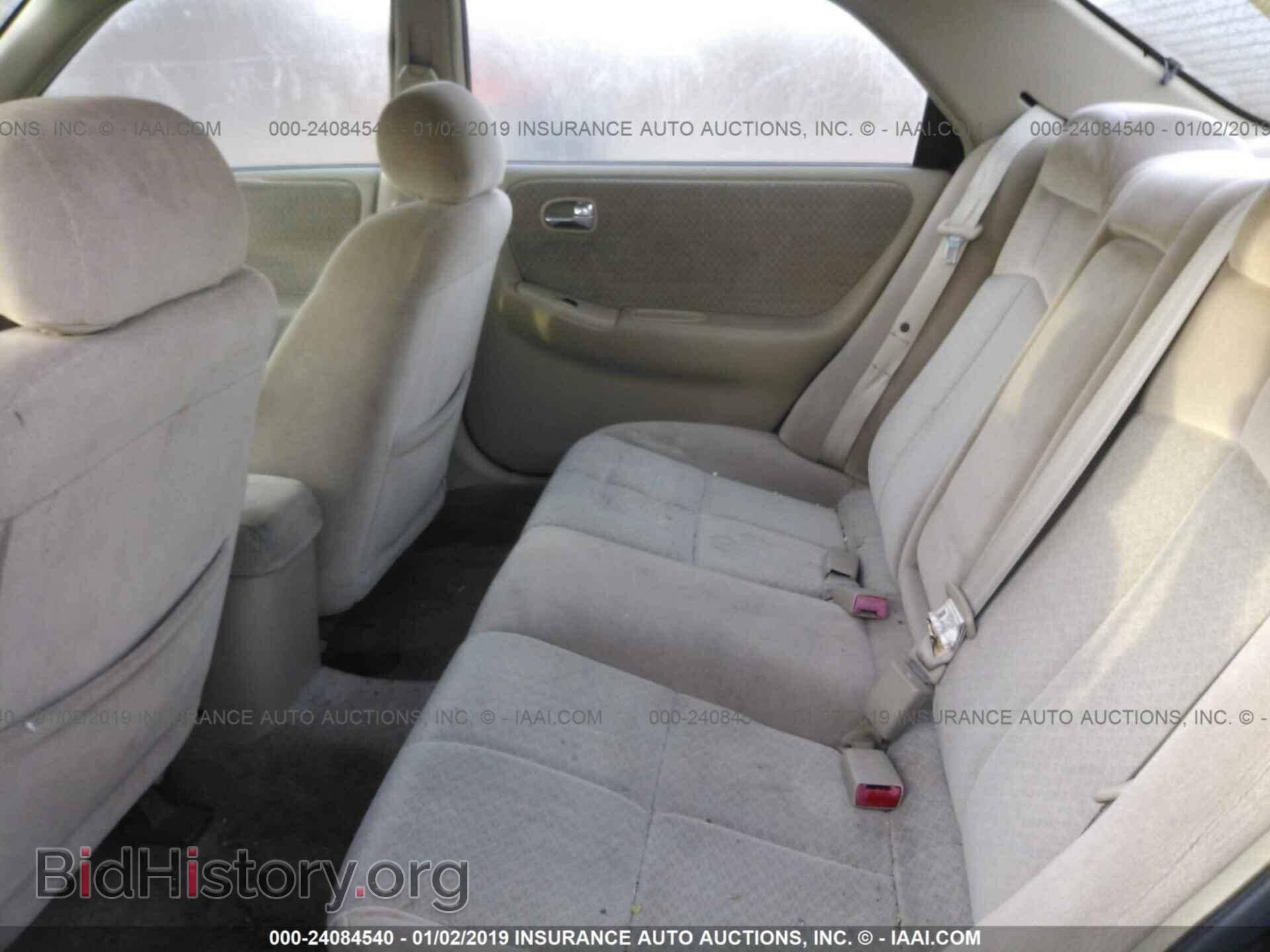 2000 MAZDA 626 - VIN: 1YVGF22C3Y5129505 - Фото 8