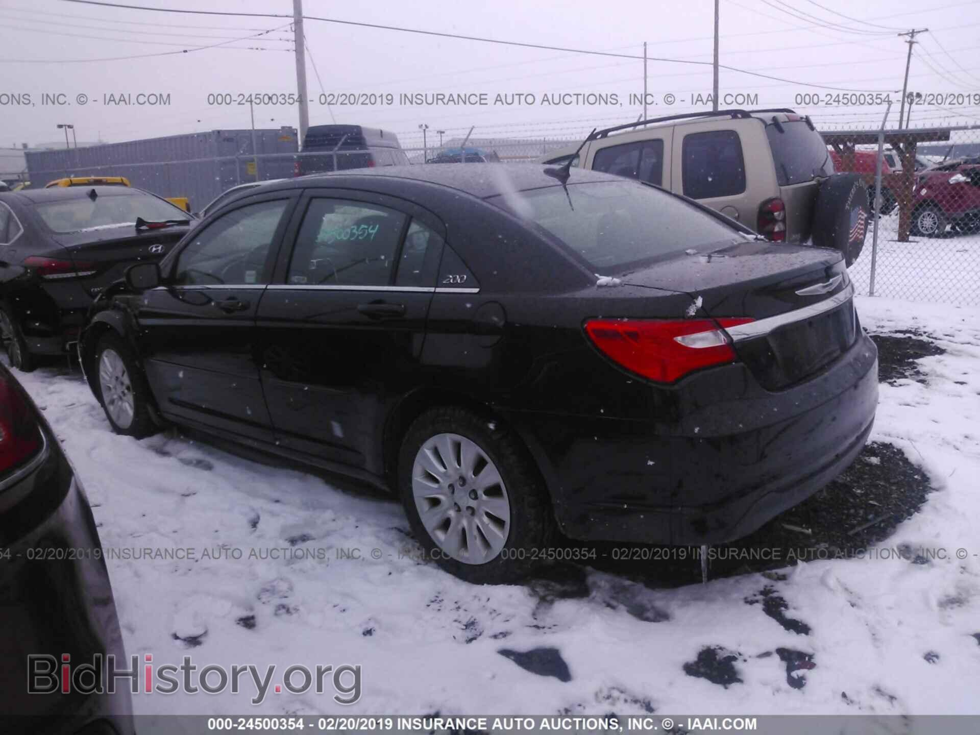 2011 CHRYSLER 200 - VIN: 1C3BC4FB2BN552979 - Photo 3