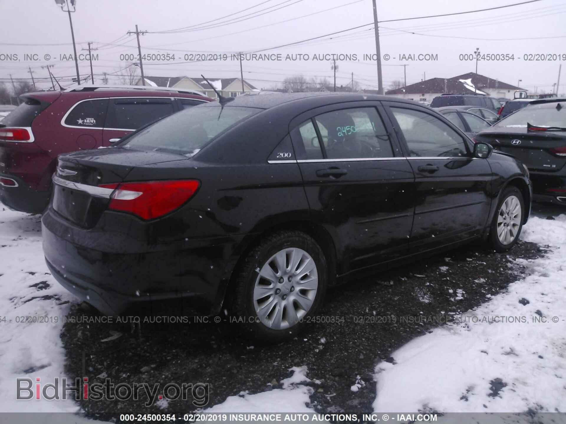 2011 CHRYSLER 200 - VIN: 1C3BC4FB2BN552979 - Photo 4