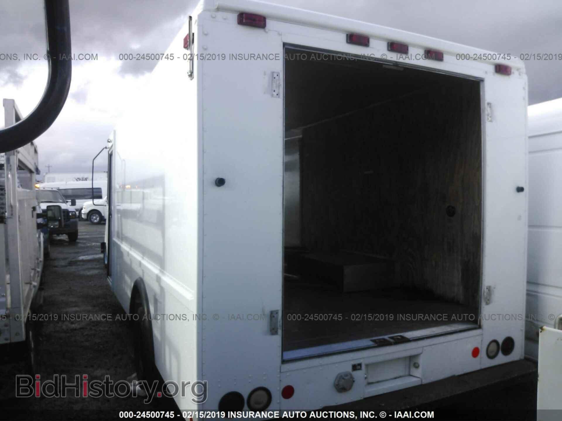 2004 FORD ECONOLINE - VIN: 1FCLE49L24HB25673 - Photo 3