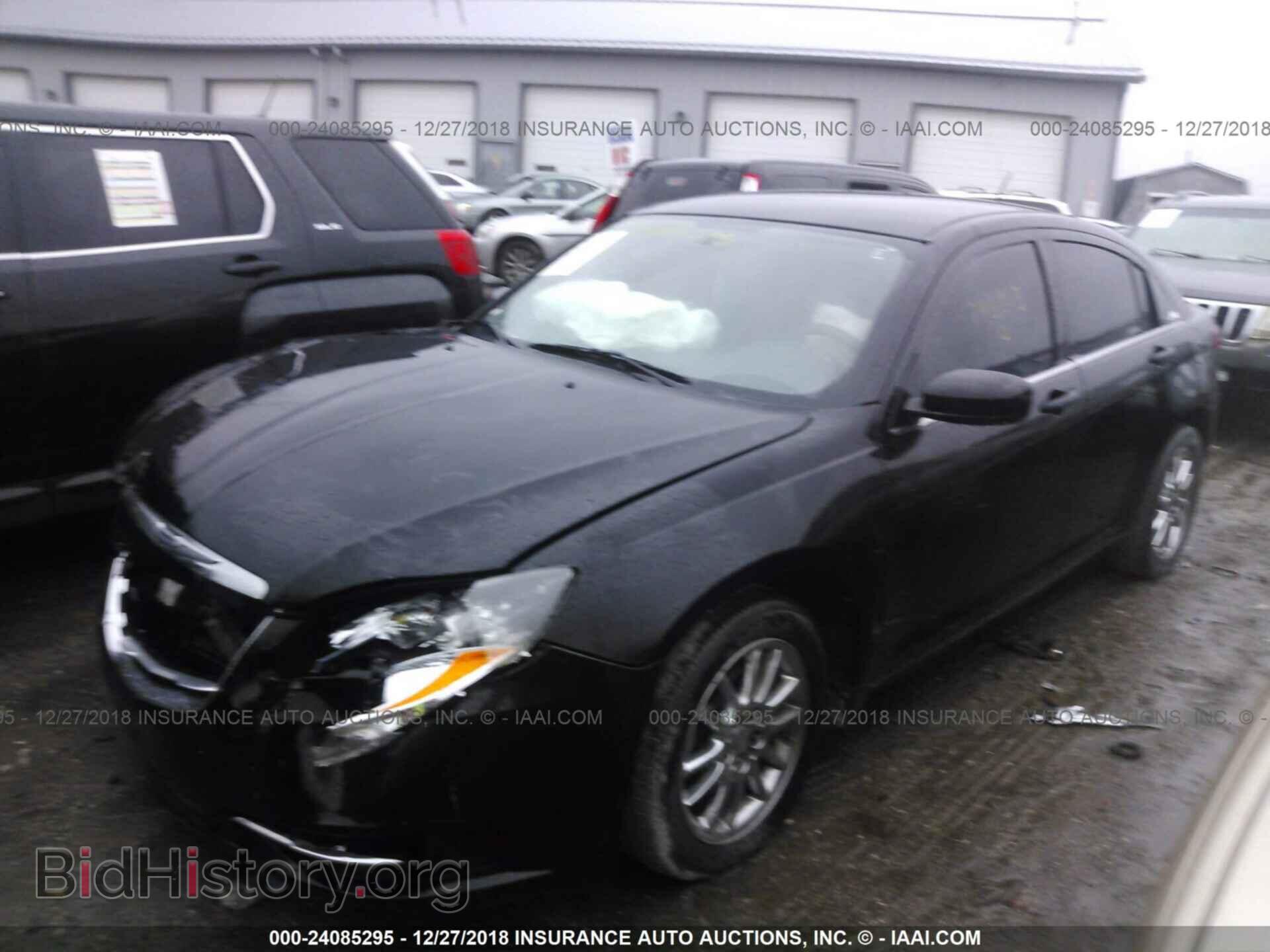 2012 CHRYSLER 200 - VIN: 1C3CCBAB8CN145265 - Photo 2